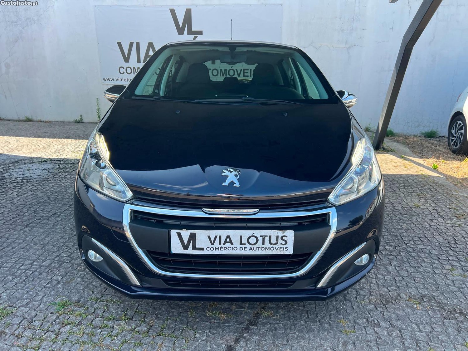Peugeot 208 1.2 PURE TECH — fotografia 7