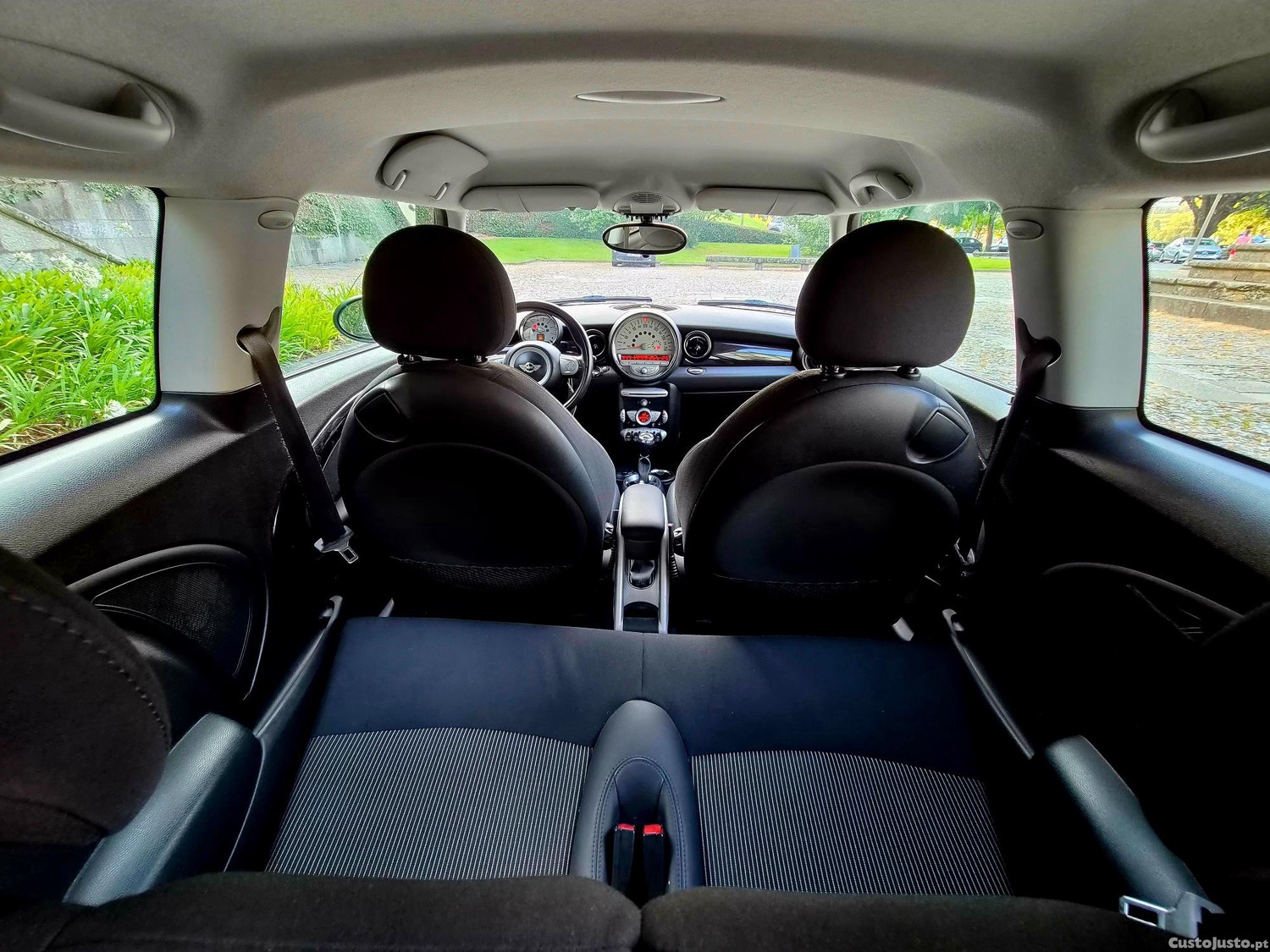 MINI Cooper 1.6 Diesel 110cv — fotografia 3