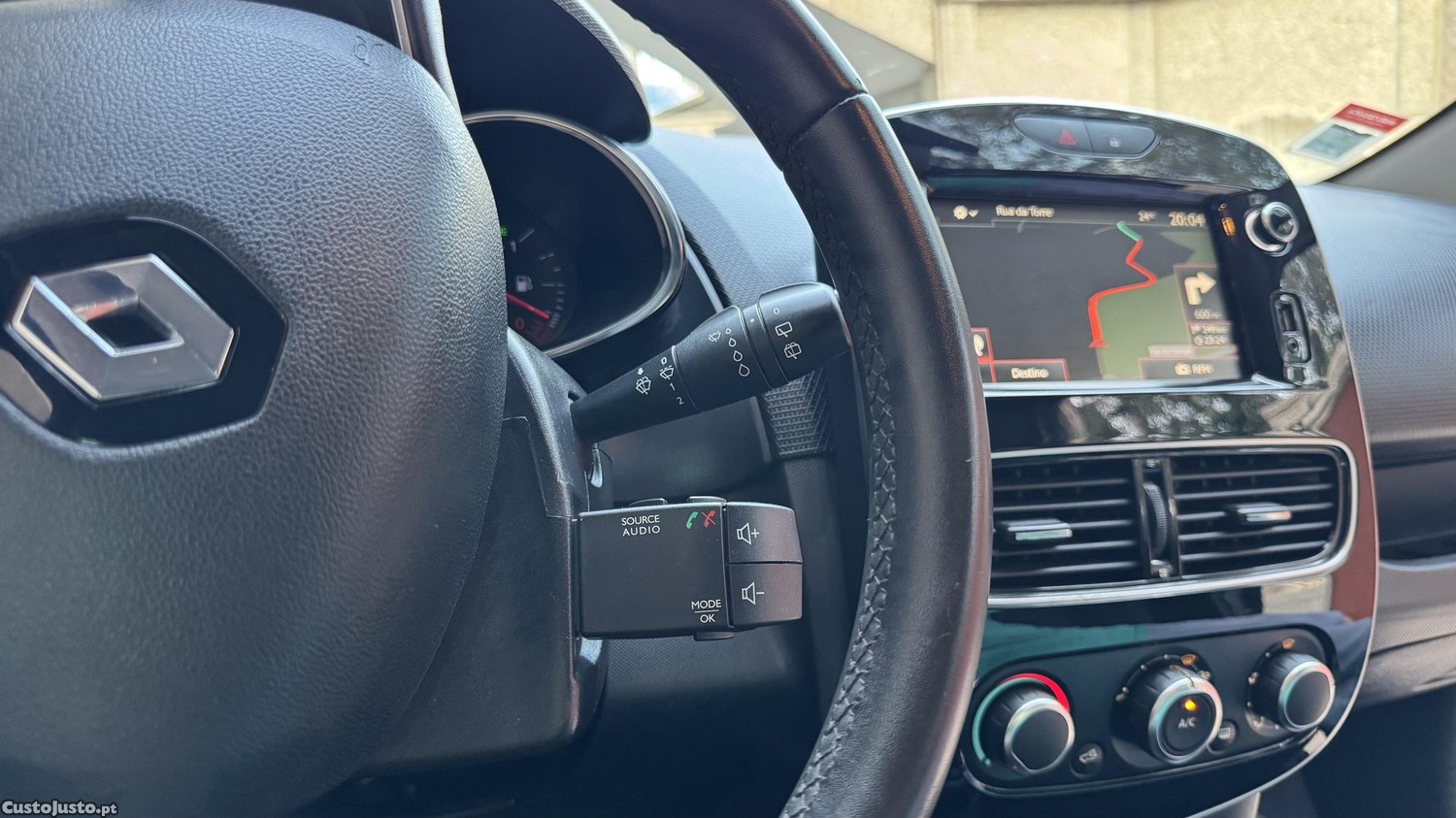 Renault Clio Limited 0.9 90cv 2019 — fotografia 2