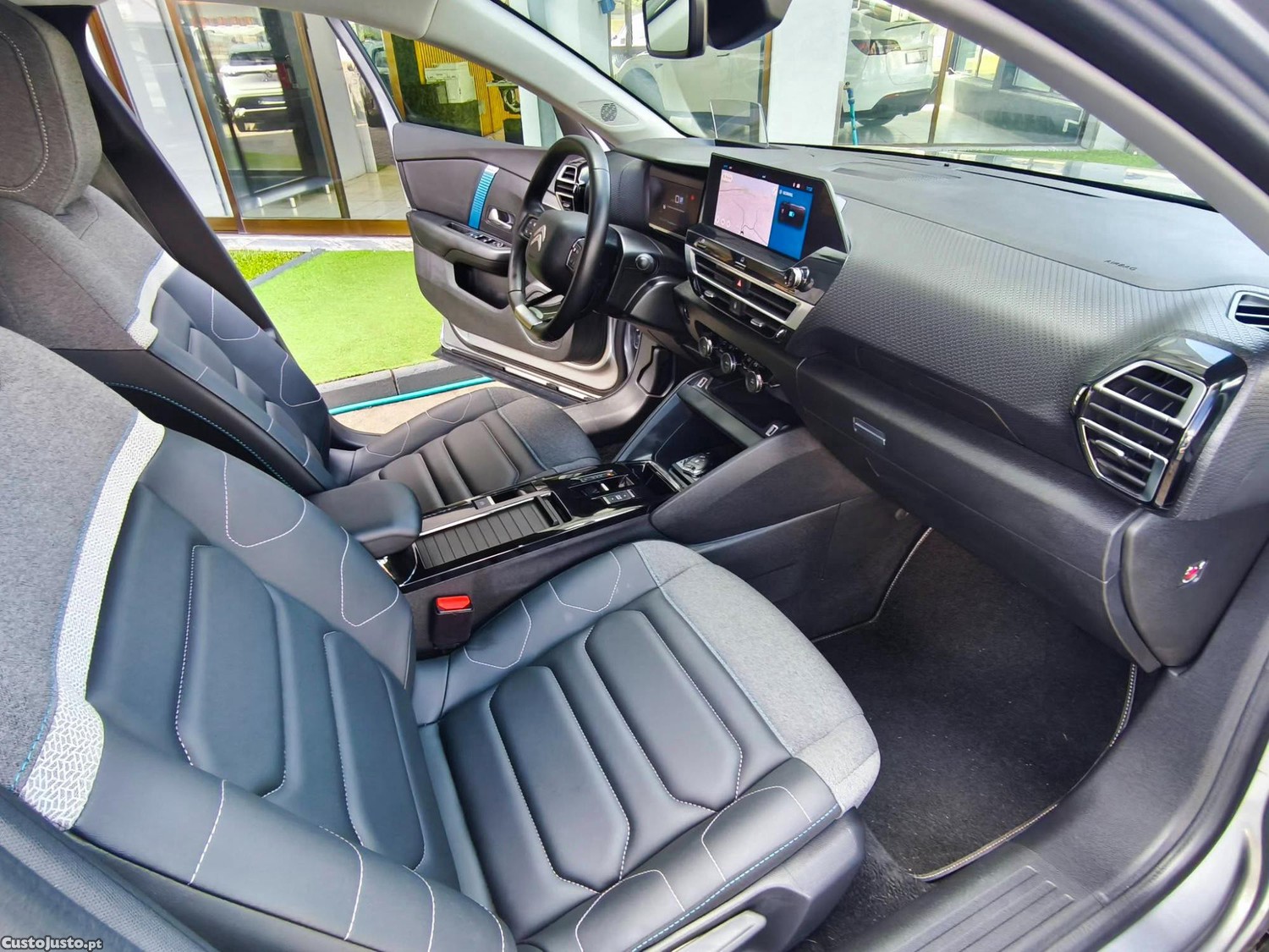 Citroën C4 E SHINE — fotografia 5