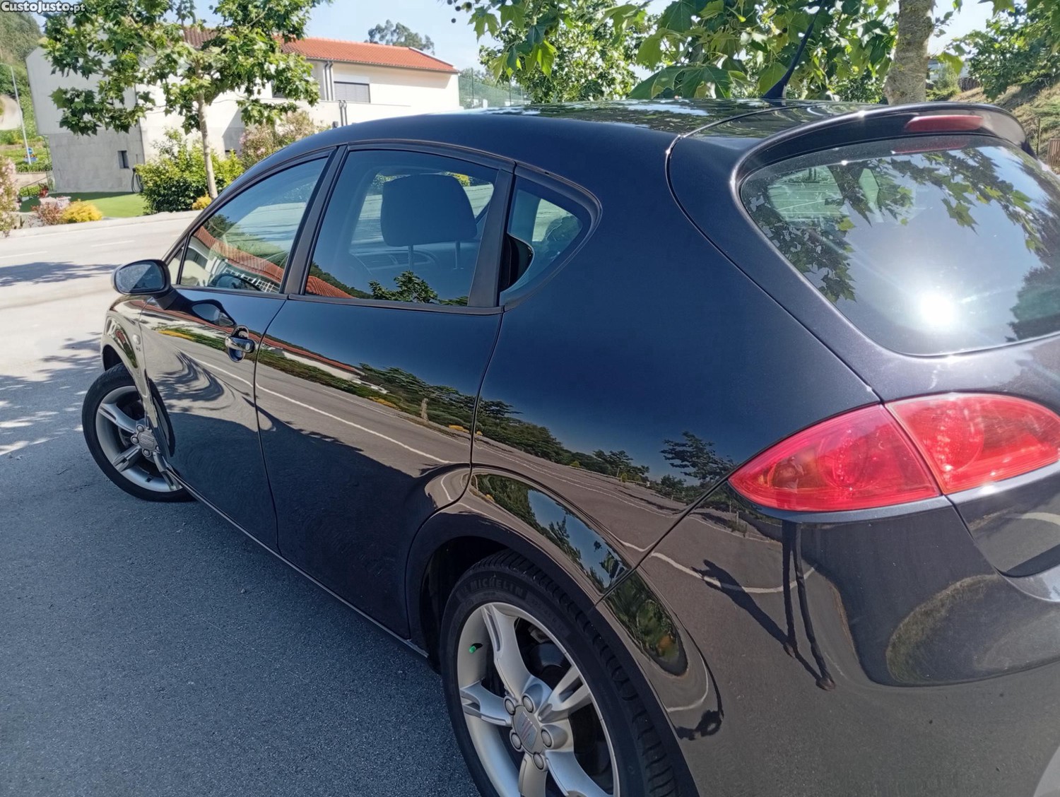SEAT Leon FR 2.0 TDI — fotografia 9