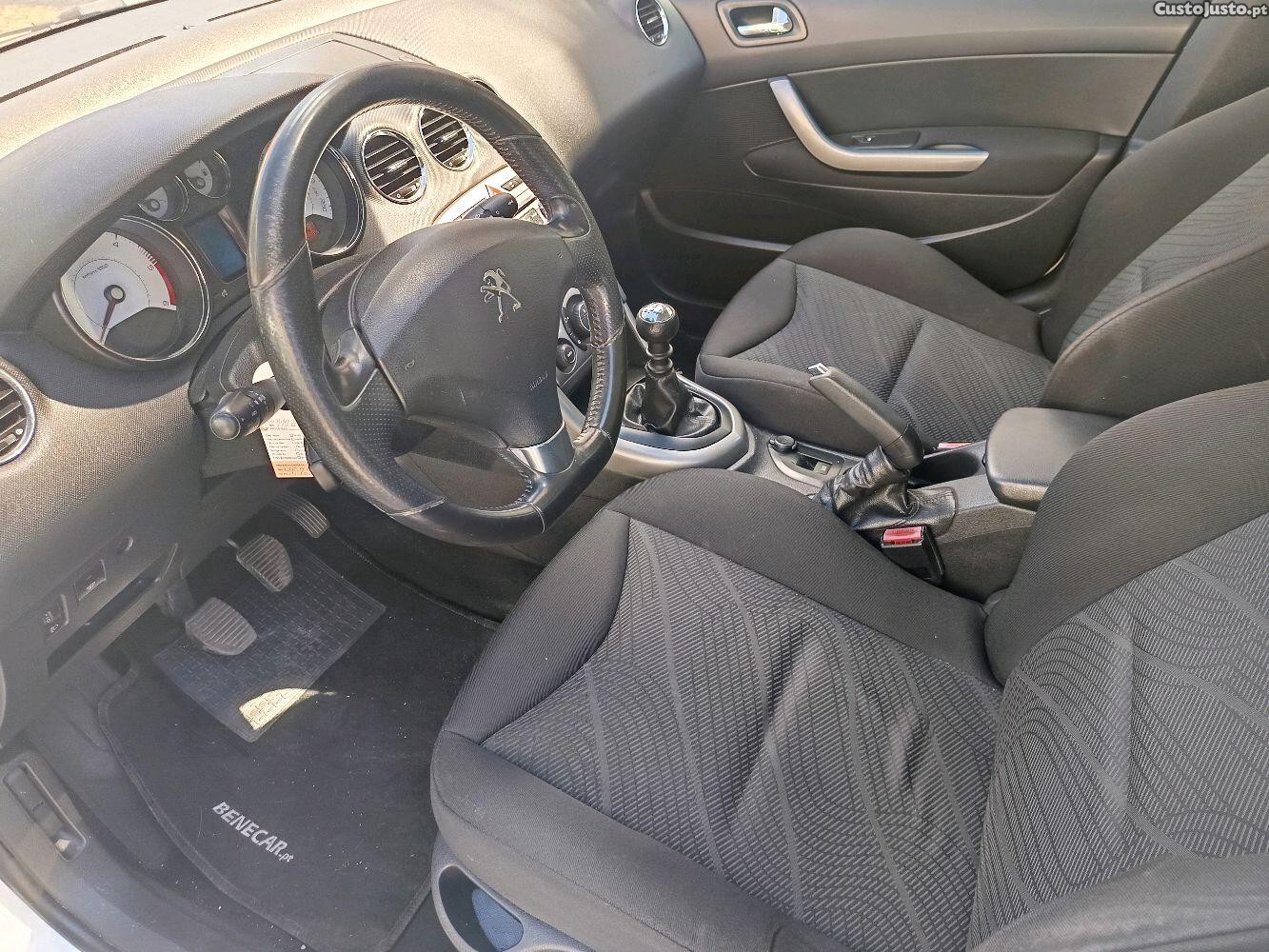 Peugeot 308 SW ENDY 1.6 e-HDI 115CV CX6 — fotografia 4