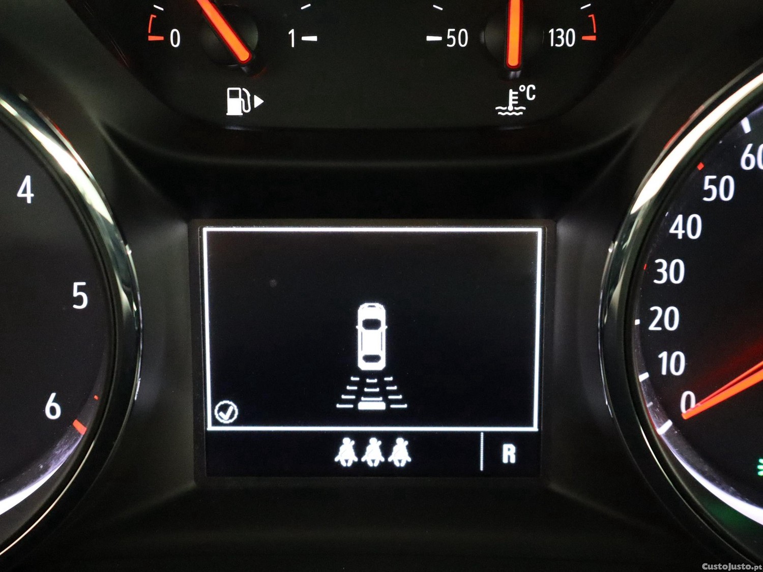 Opel Astra Sports Tourer 1.5 D Design & Tech Aut. S/S — fotografia 5
