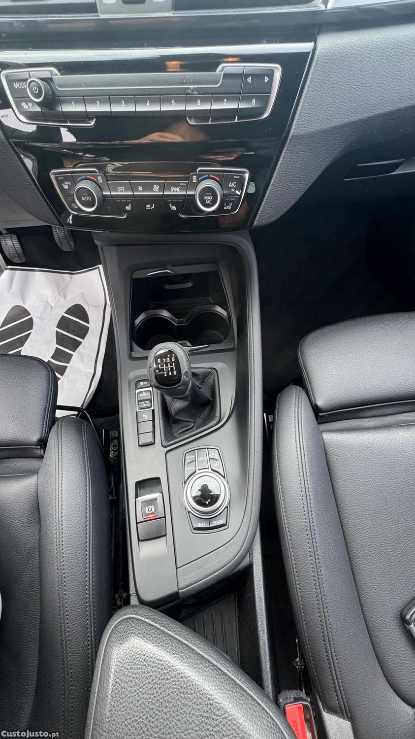 BMW X1 16 d sDrive Line Sport — fotografia 2