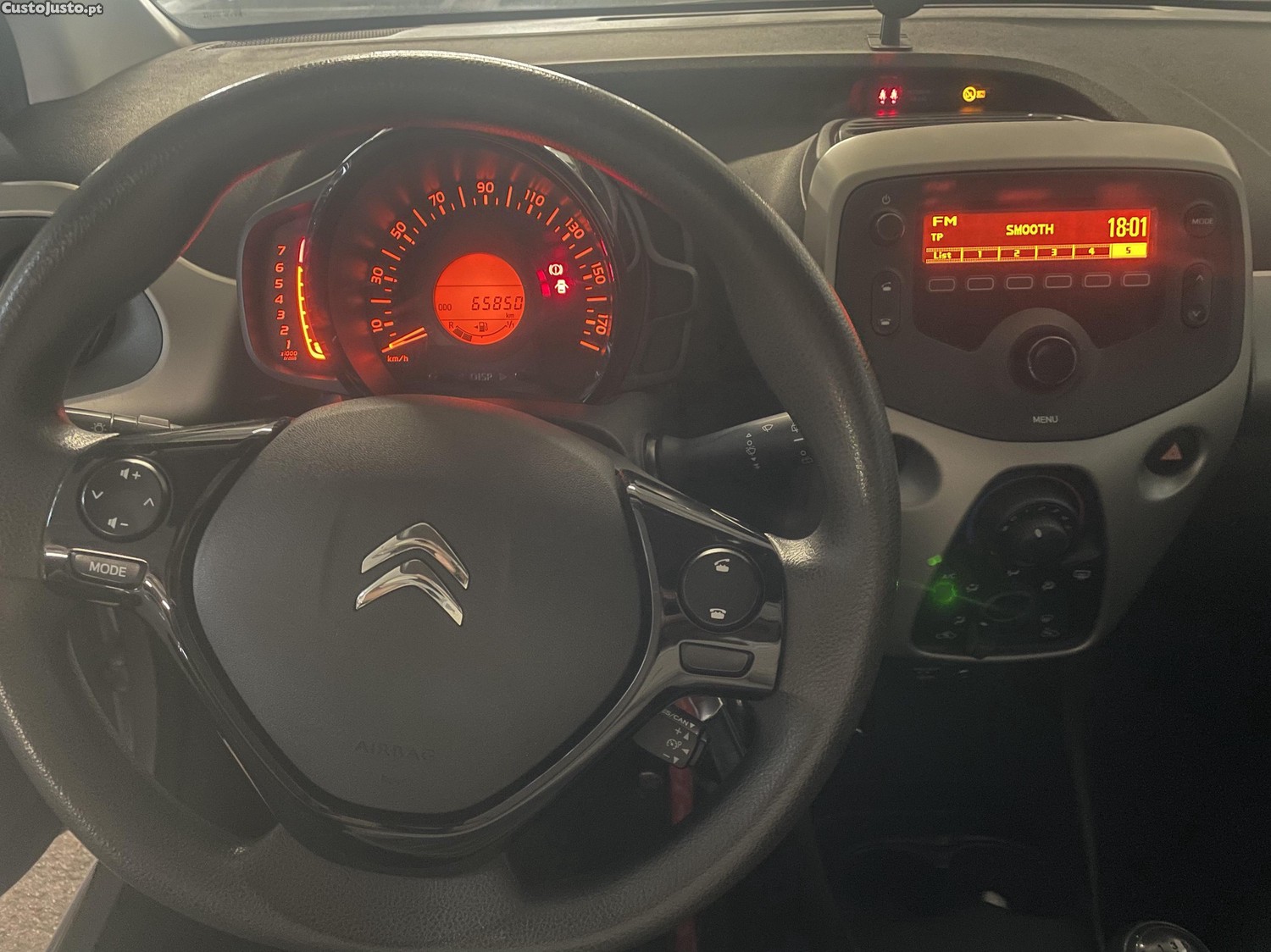 Citroën C1 Shine 1.2 Vti Cv82 Nacional Tem 65.849 kms — fotografia 4