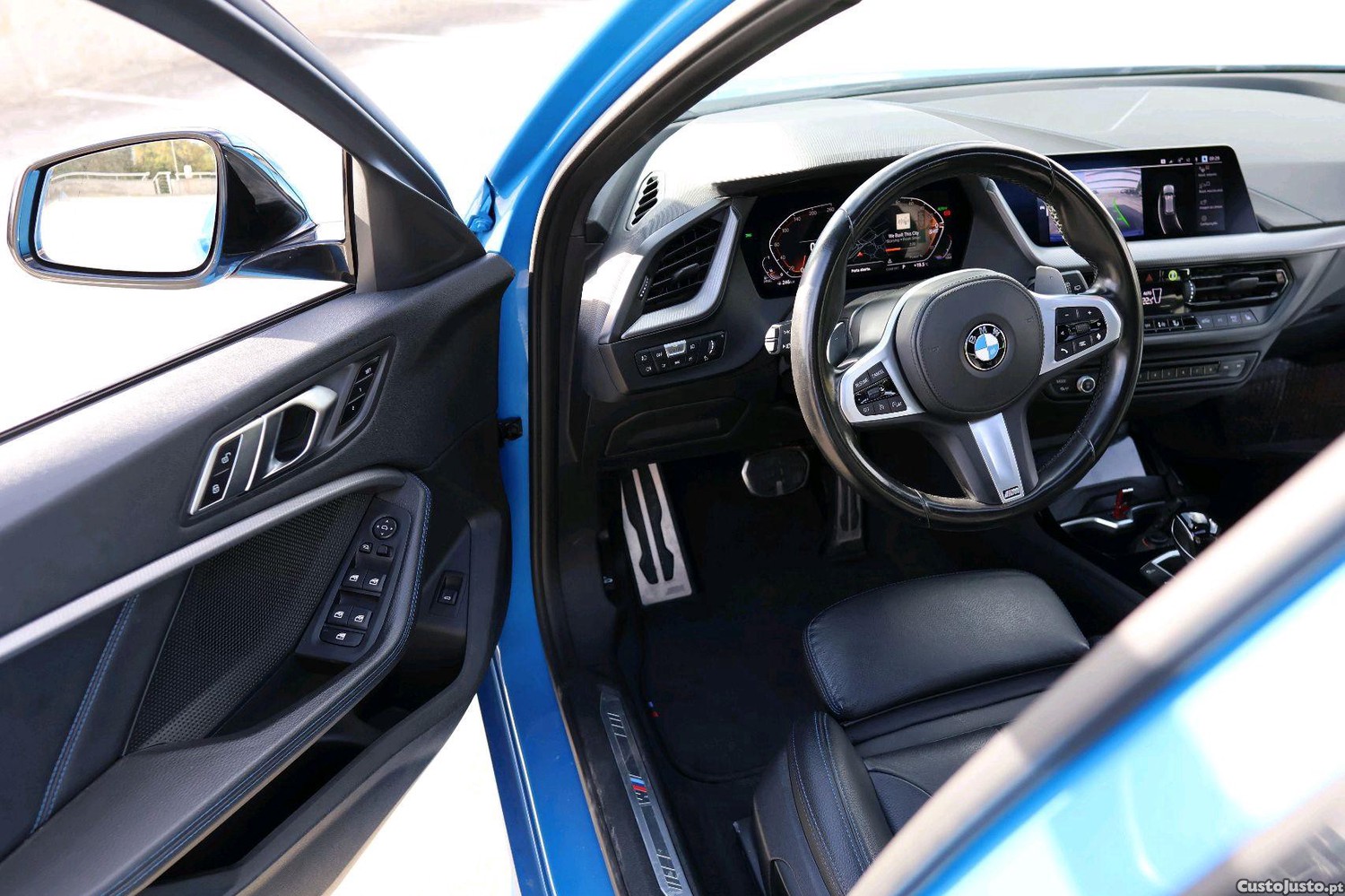 BMW 120 d x drive — fotografia 2