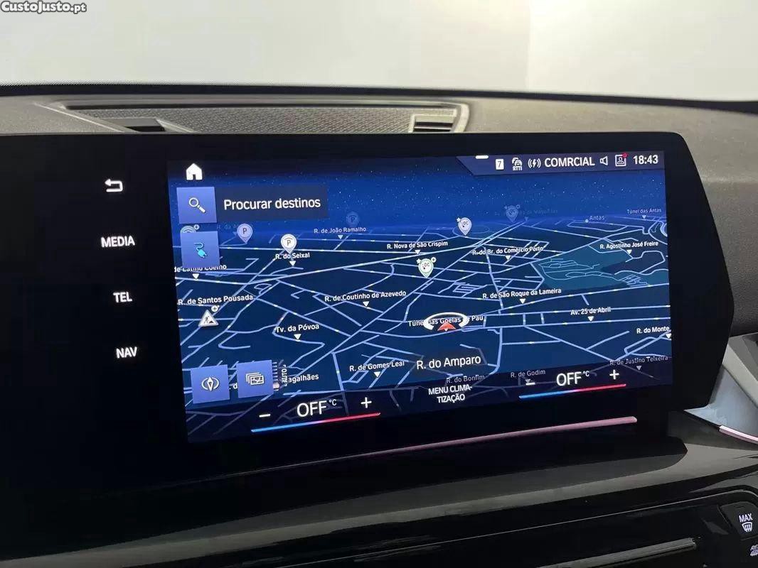 BMW iX1 Xdrive30 — fotografia 13