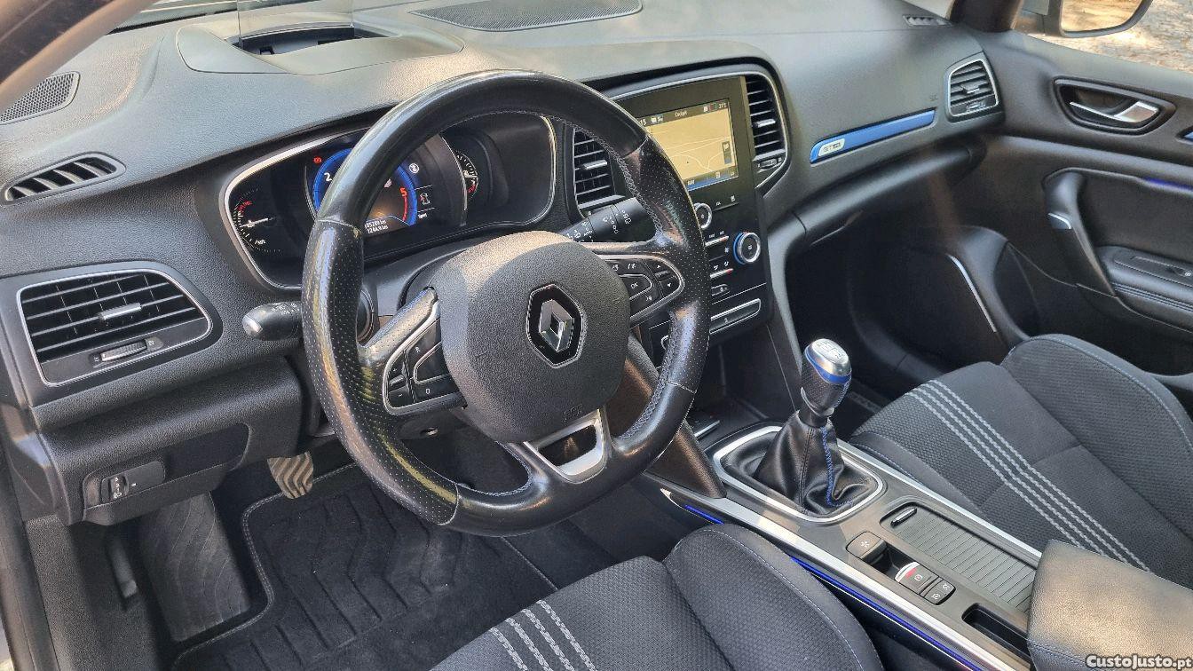 Renault Mégane 1.5dci GTline — fotografia 3