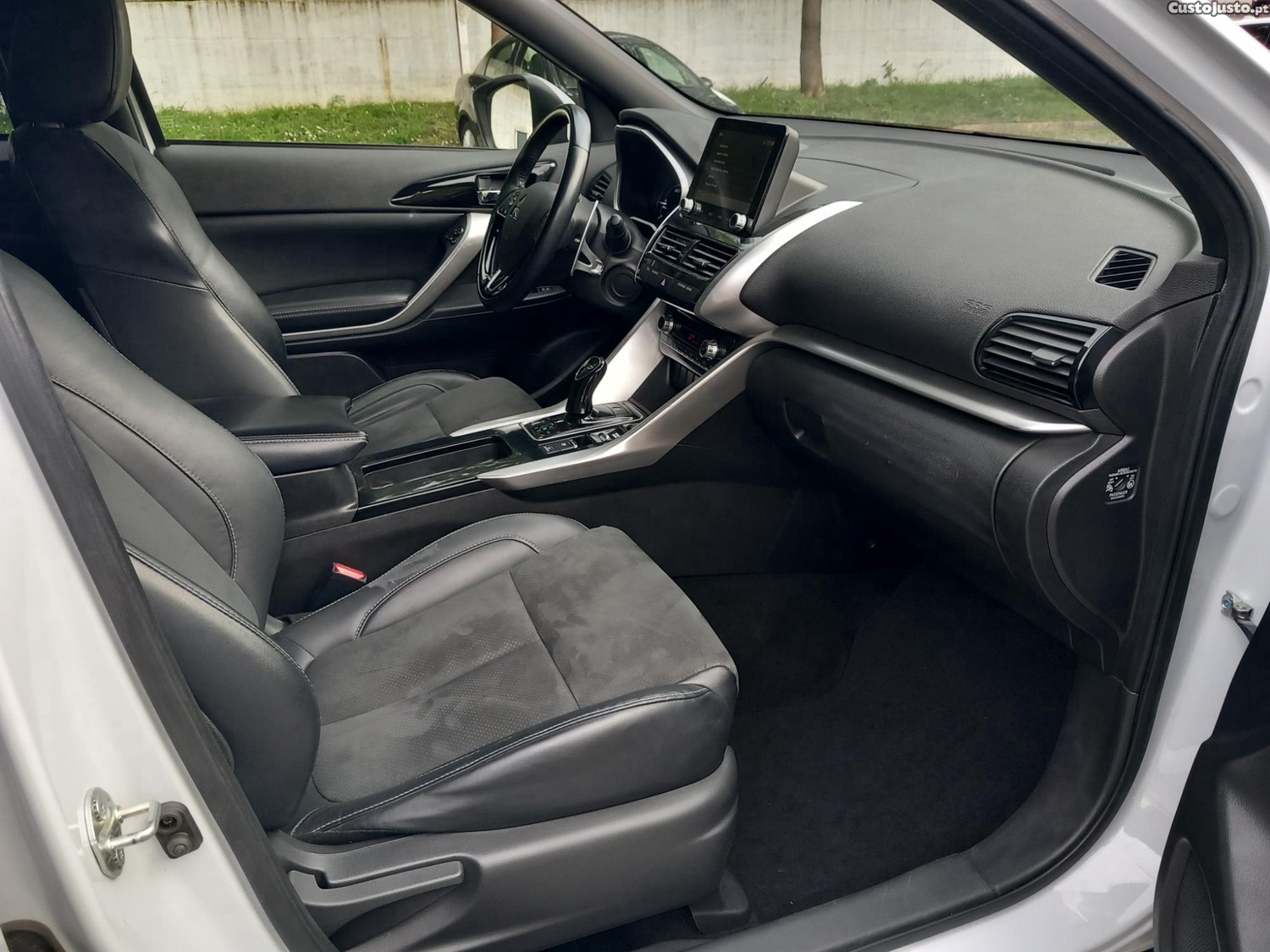 Mitsubishi Eclipse Cross 2.4 PHEV eStyle — fotografia 9