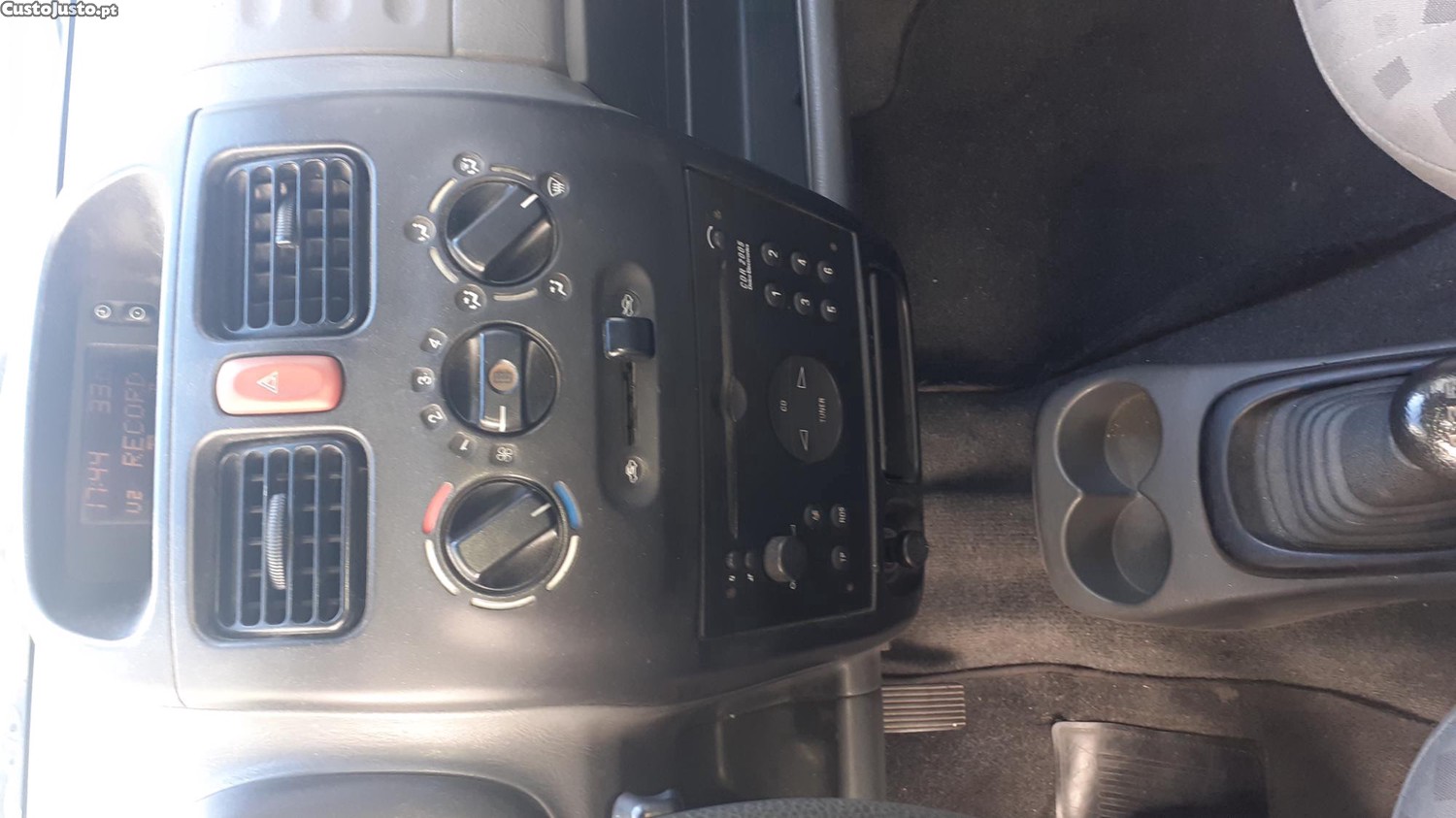 Opel Agila - A — fotografia 3