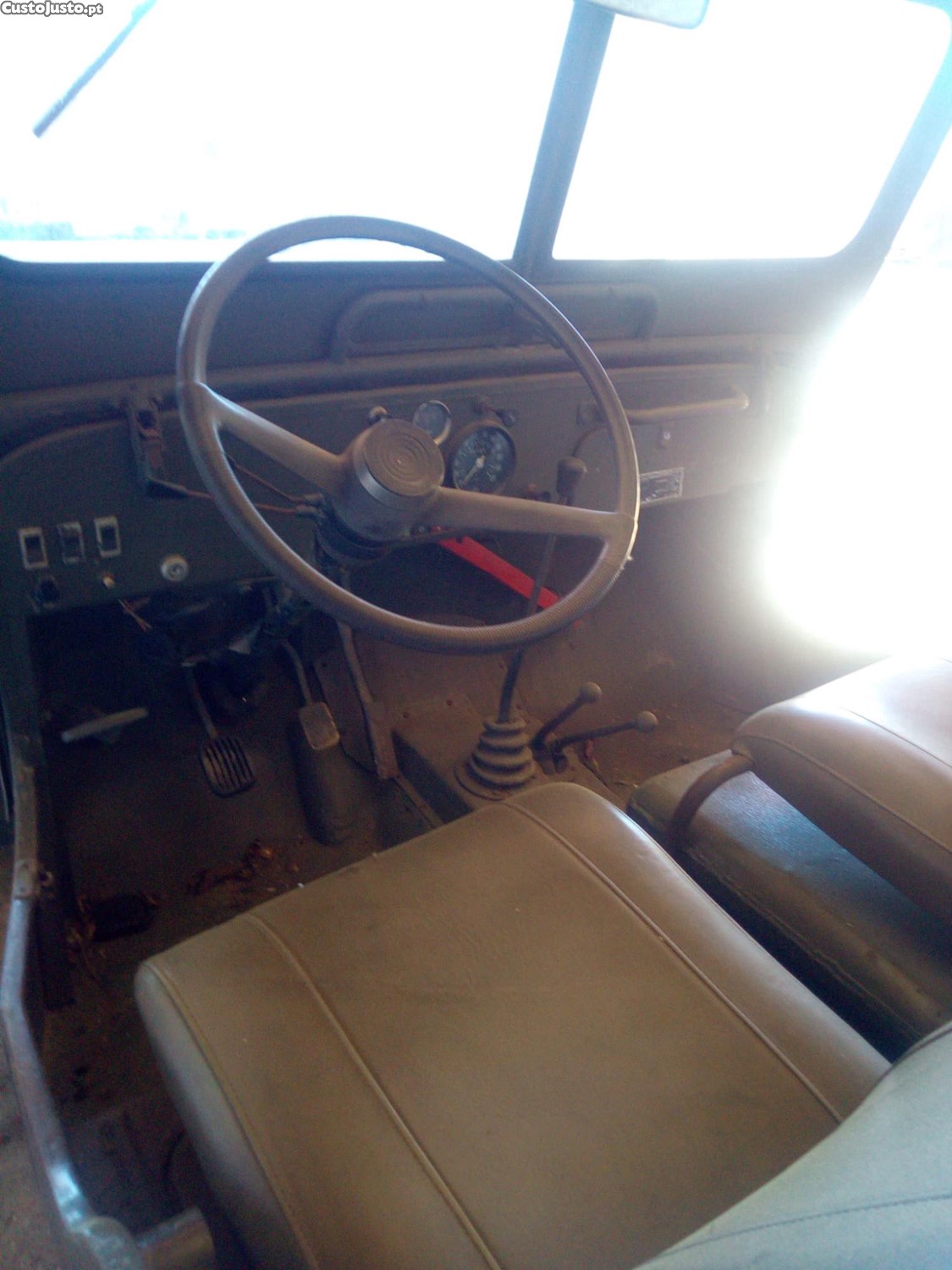 Jeep Willys CJ3B — fotografia 4