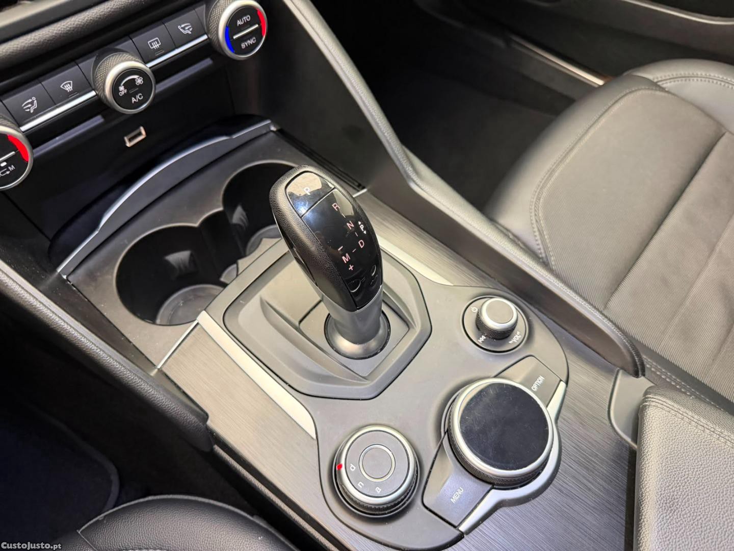 Alfa Romeo Giulia 2.2D — fotografia 5
