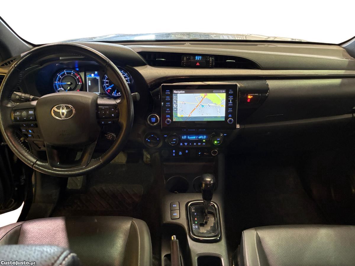 Toyota Hilux 2.8 D-4D 4WD Invincible — fotografia 6