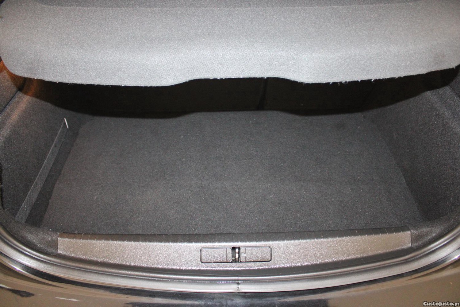 Peugeot 208 1.5 BHDI ACTIVE — fotografia 5