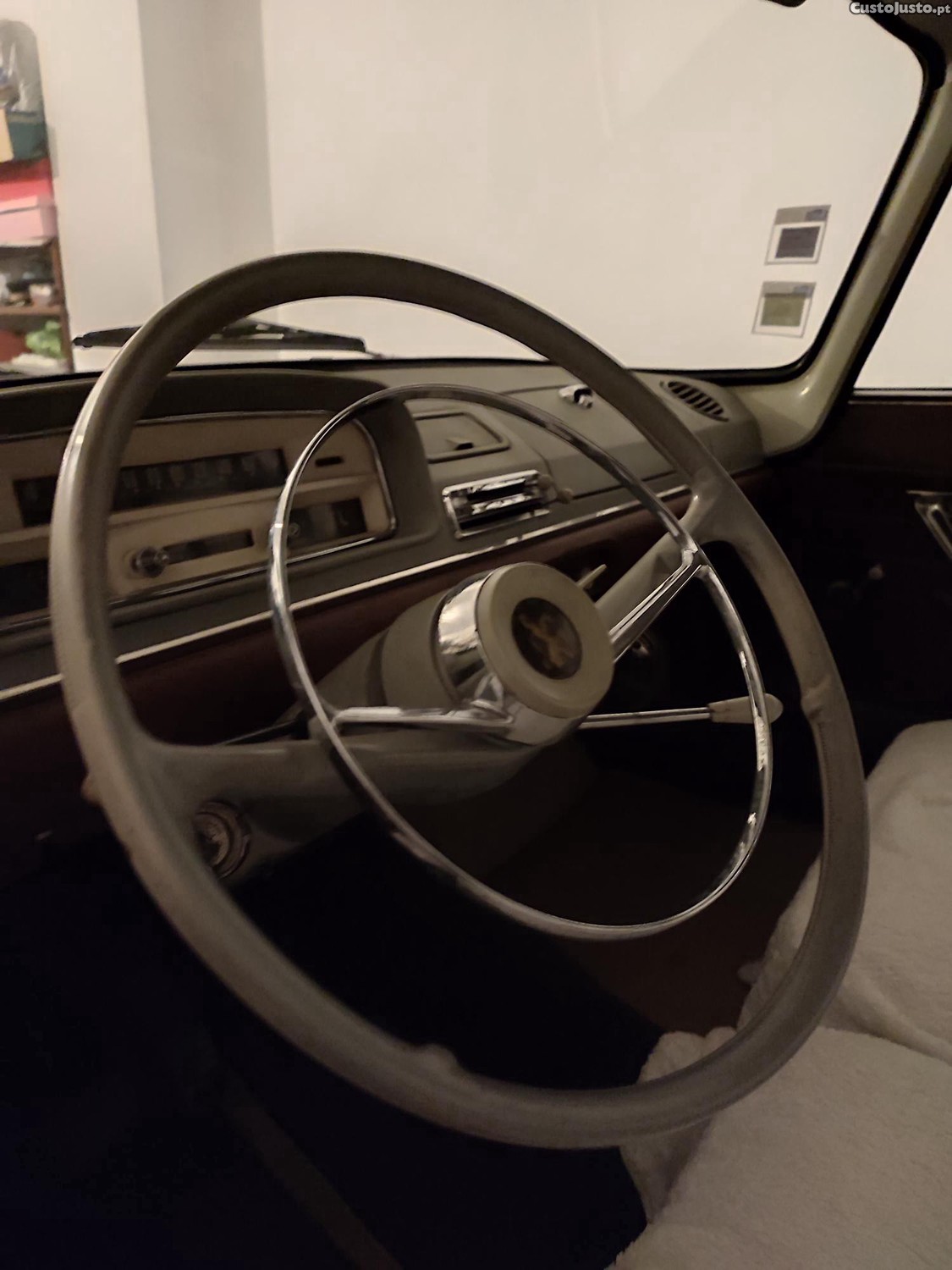 Peugeot 404 1.6 — fotografia 2