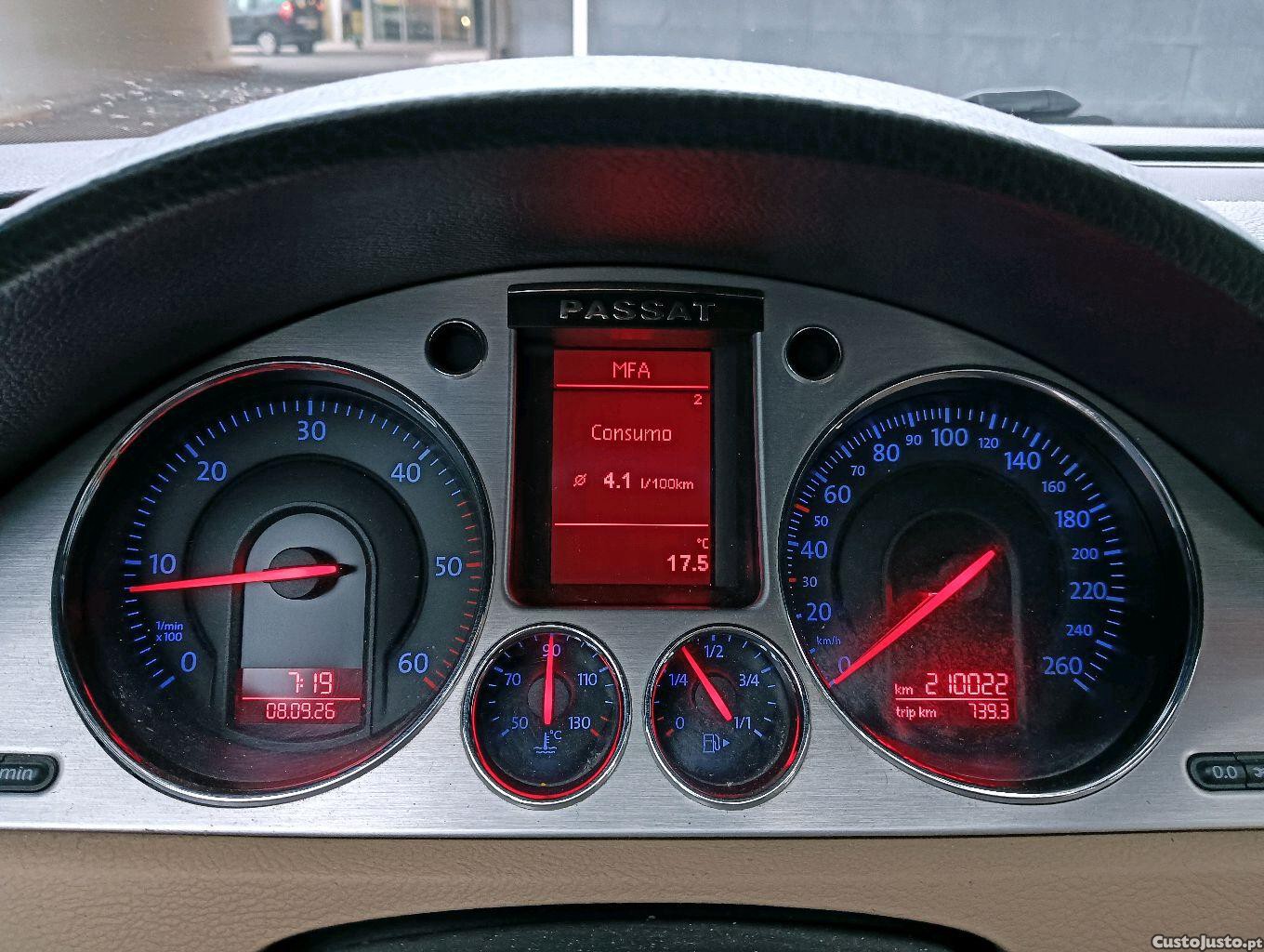 Volkswagen Passat 2.0 TDI Highline — fotografia 4
