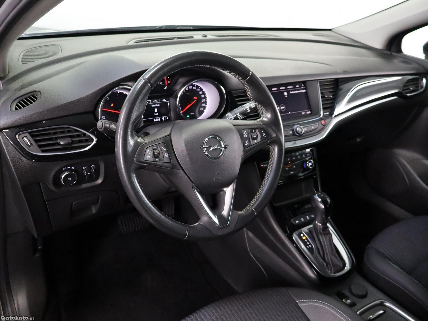 Opel Astra Sports Tourer 1.5 D Design & Tech Aut. S/S — fotografia 11