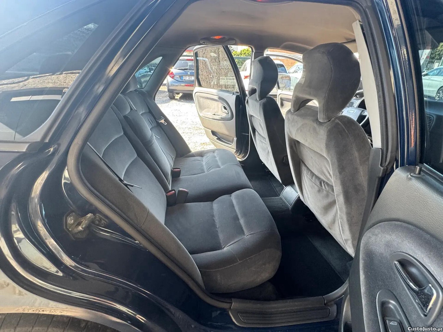 Volvo S40 1.6 — fotografia 11