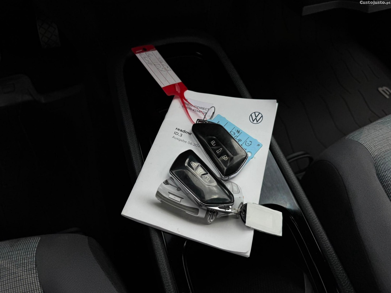 Volkswagen ID.3 Pro — fotografia 12
