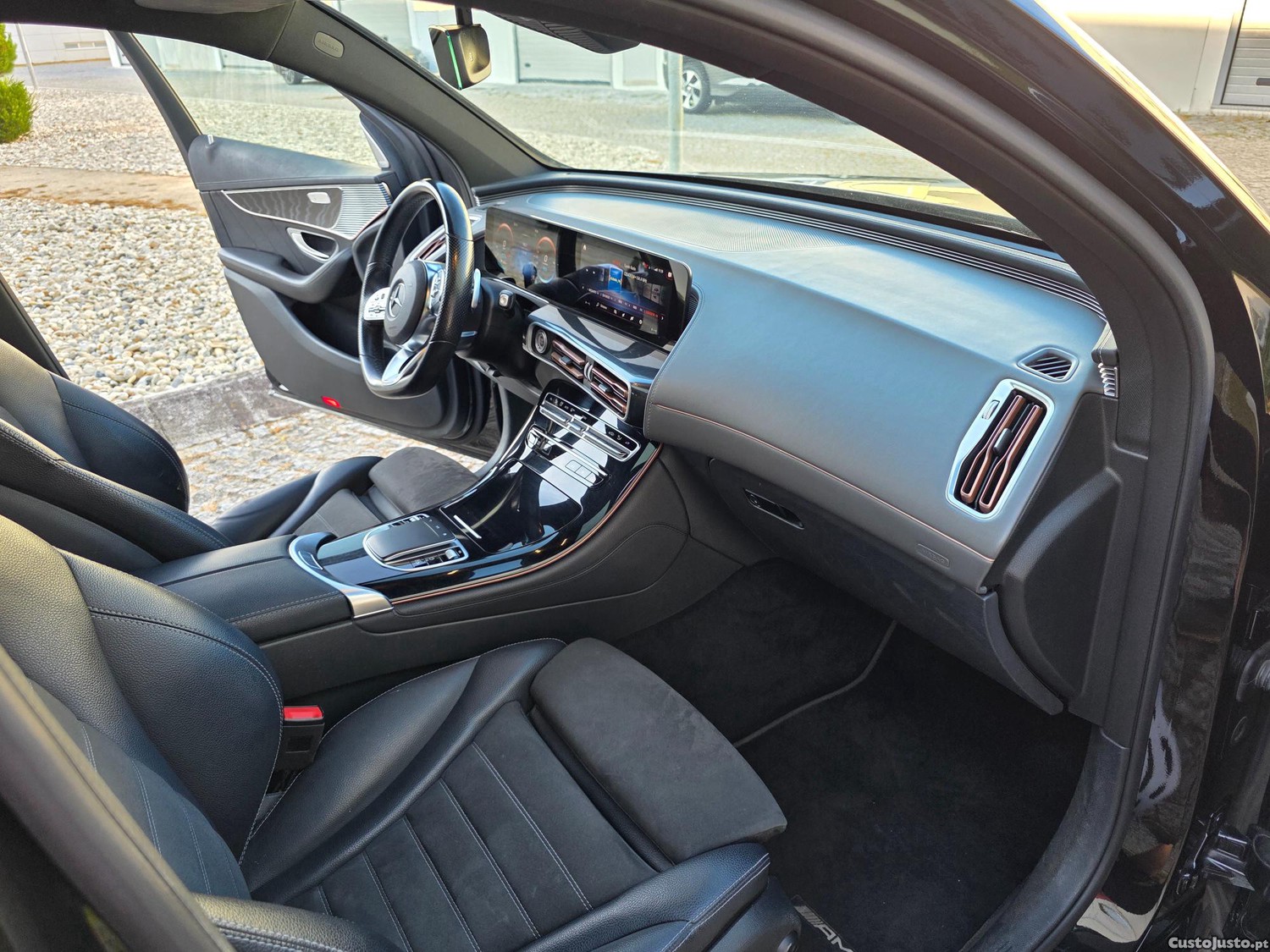 Mercedes-Benz EQC Matic AMG LINE — fotografia 4