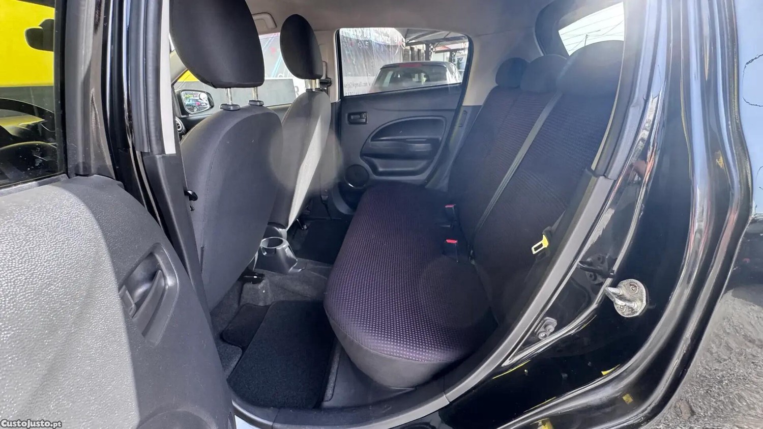 Mitsubishi Space Star 1.2 Intense Connect Edition — fotografia 15
