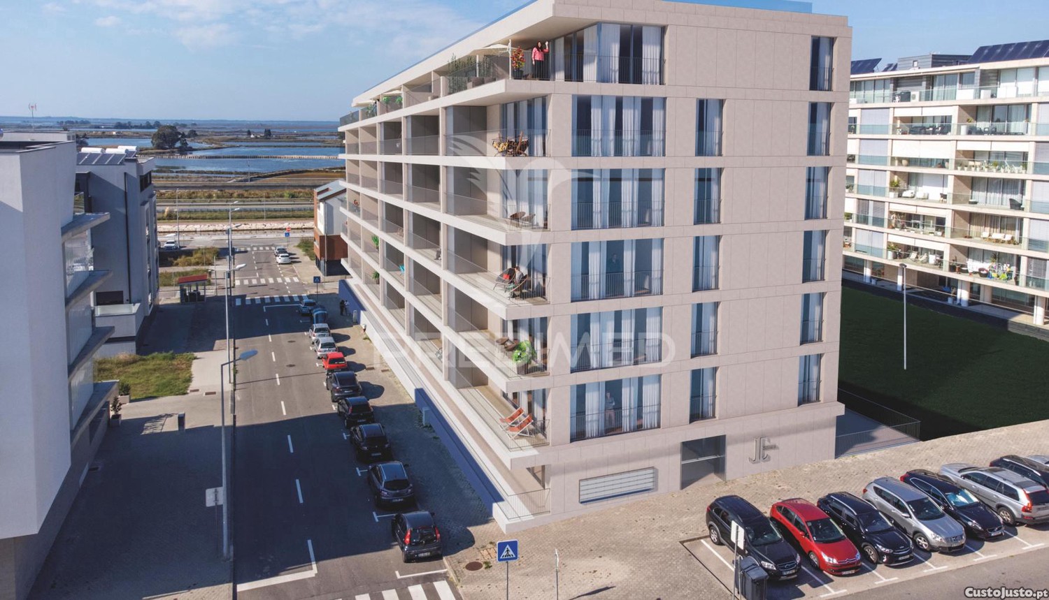 Apartamento t1 com varanda e 2 casas de banho, barrocas   aveiro