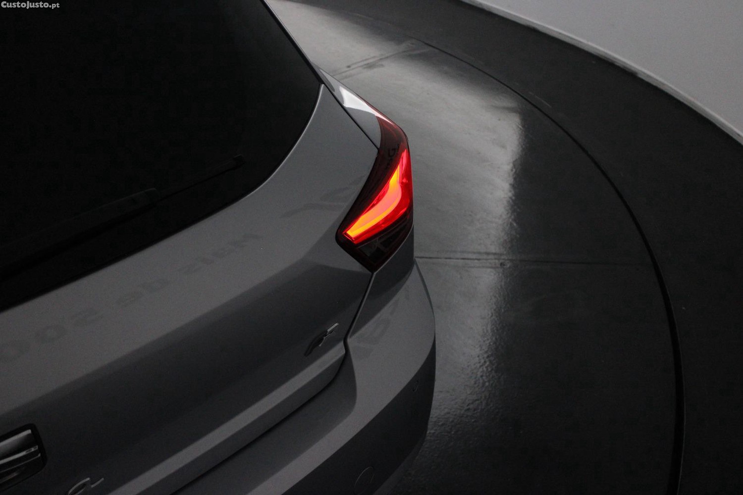 SEAT Ibiza 1.0 TSI FR — fotografia 3