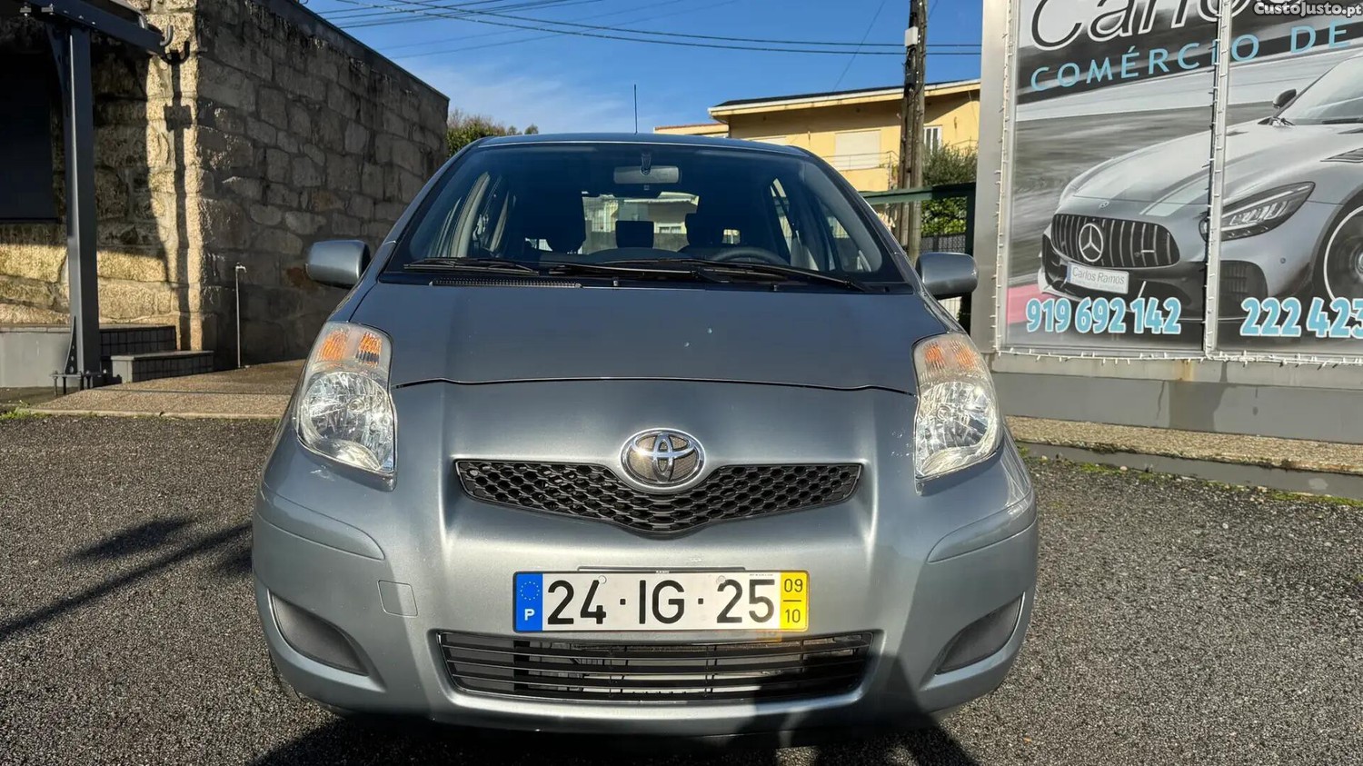 Toyota Yaris 1.0 VVT-i Comfort+AC — fotografia 29