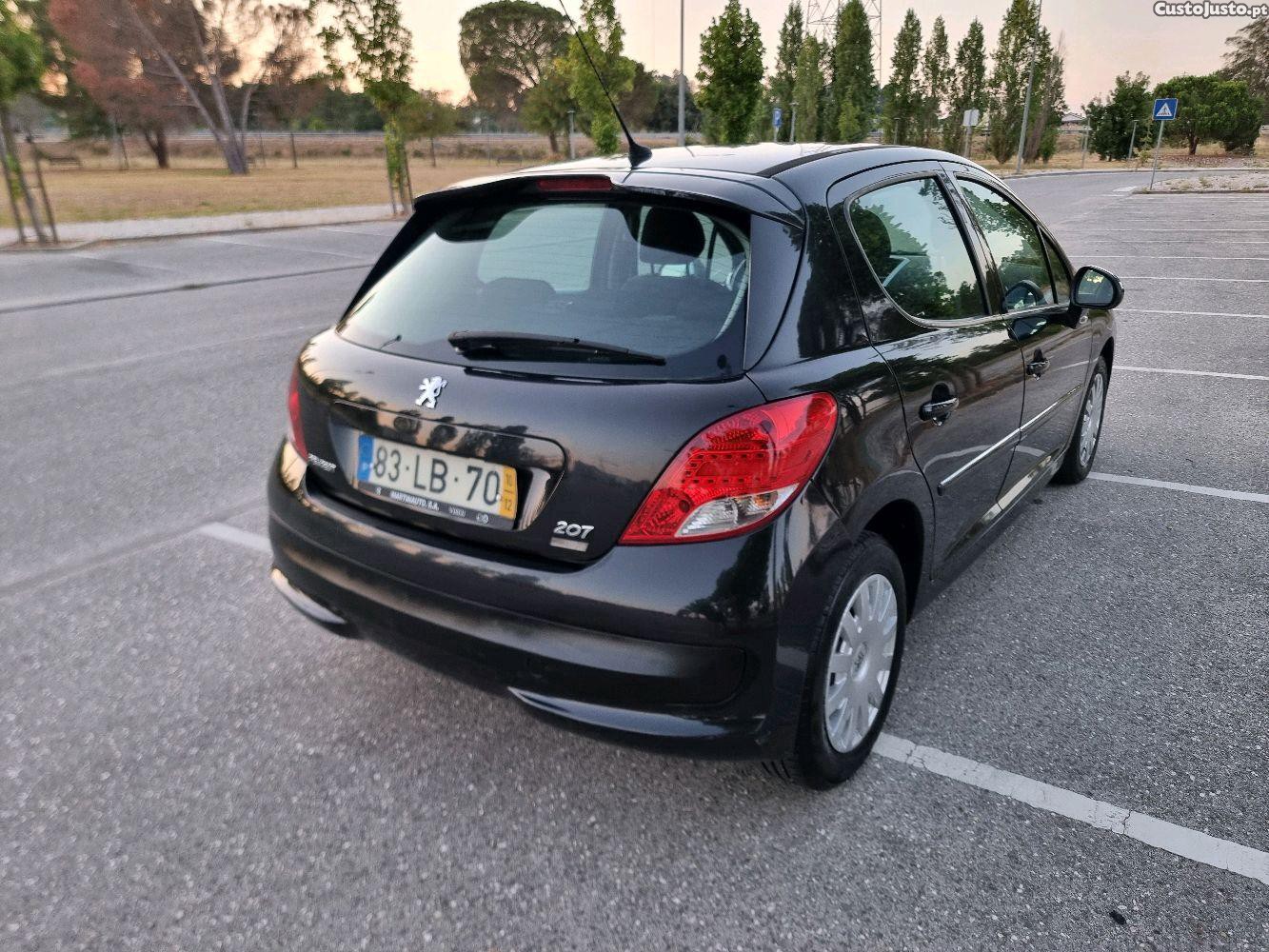 Peugeot 207 1.6 hdi — fotografia 3