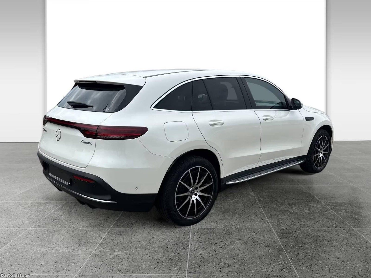 Mercedes-Benz EQC 400 4Matic AMG Line — fotografia 12
