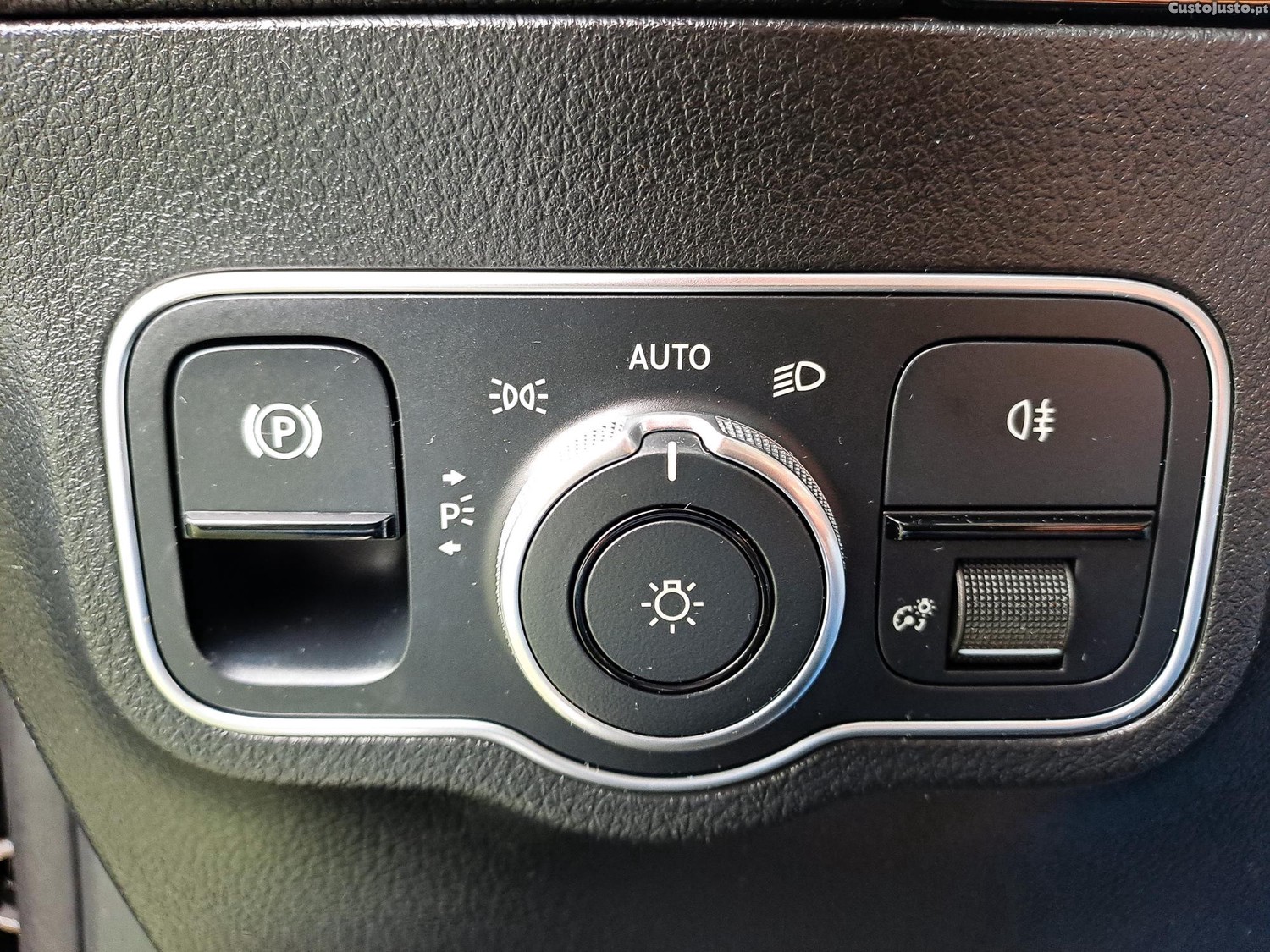 Mercedes-Benz EQA AMG LINE 190CV ELETRICO 2023 — fotografia 12