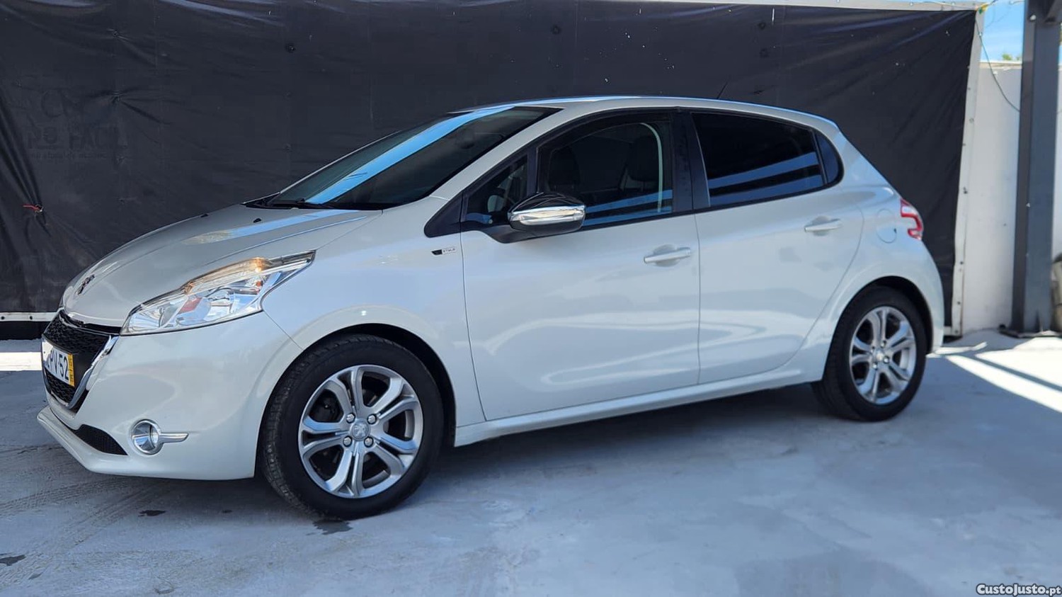 Peugeot 208 1.4 hdi — fotografia 7