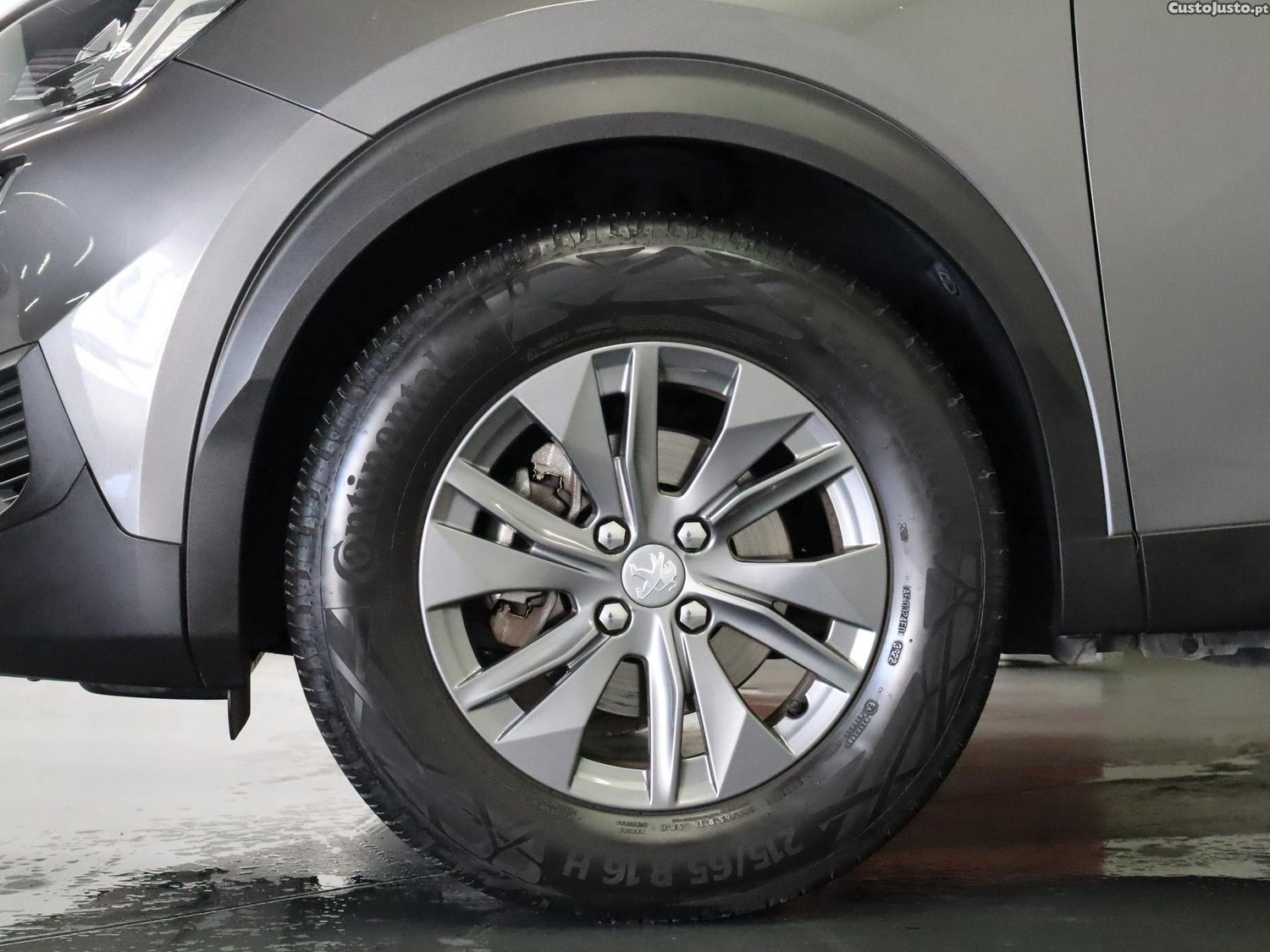 Peugeot 2008 1.2 PureTech Active — fotografia 14