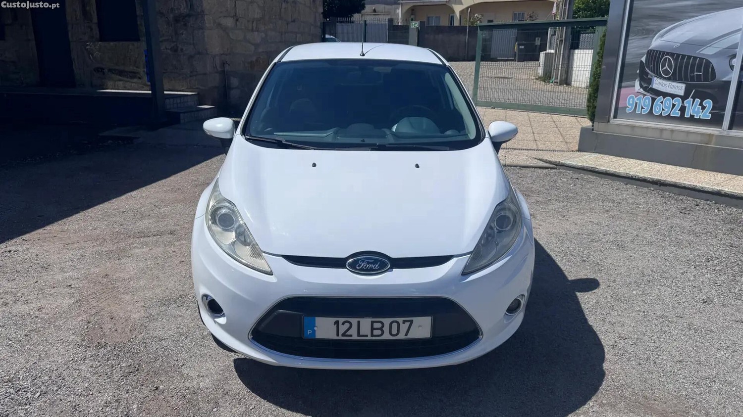 Ford Fiesta 1.4 TDCI Titanium — fotografia 29