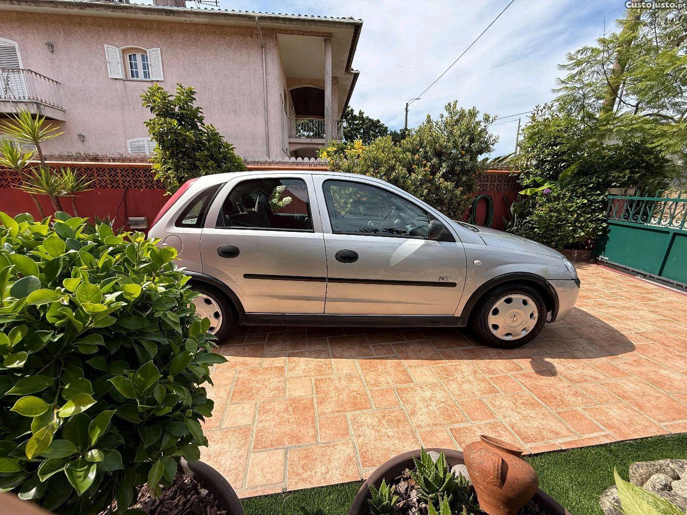 Opel Corsa C 1.2 — fotografia 10