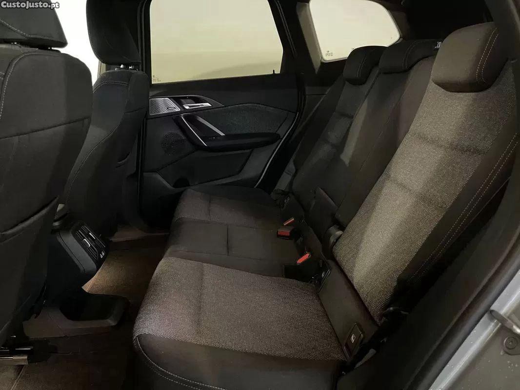 BMW iX1 Xdrive30 — fotografia 22