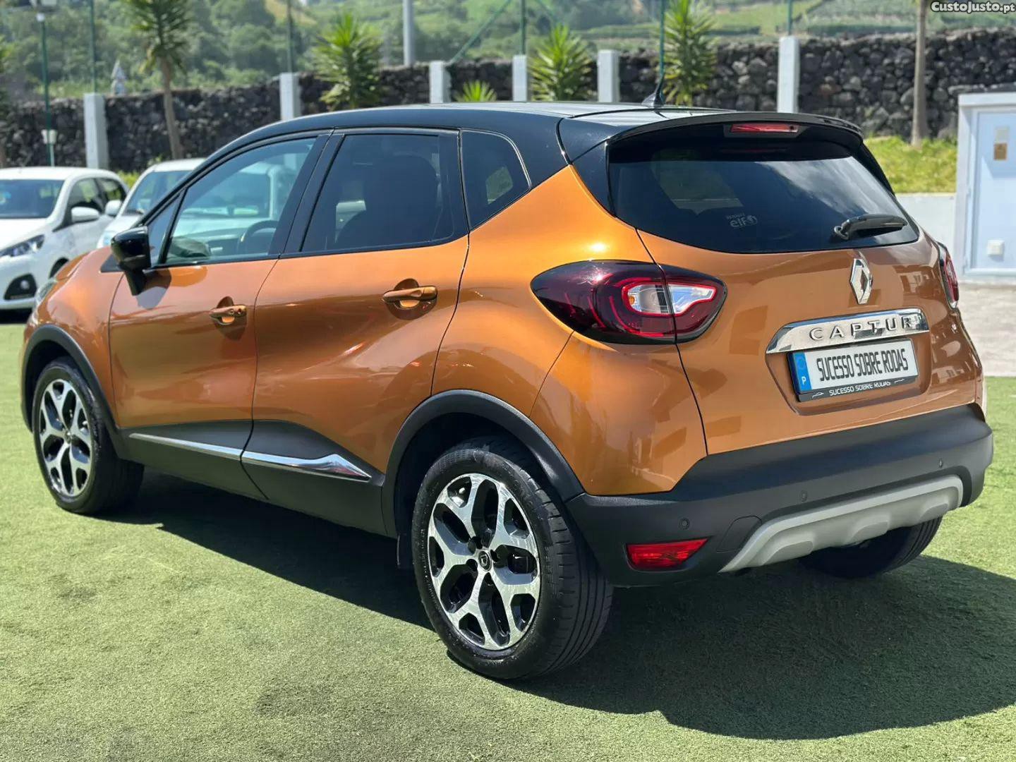 Renault Captur 0.9 tce exclusive — fotografia 15