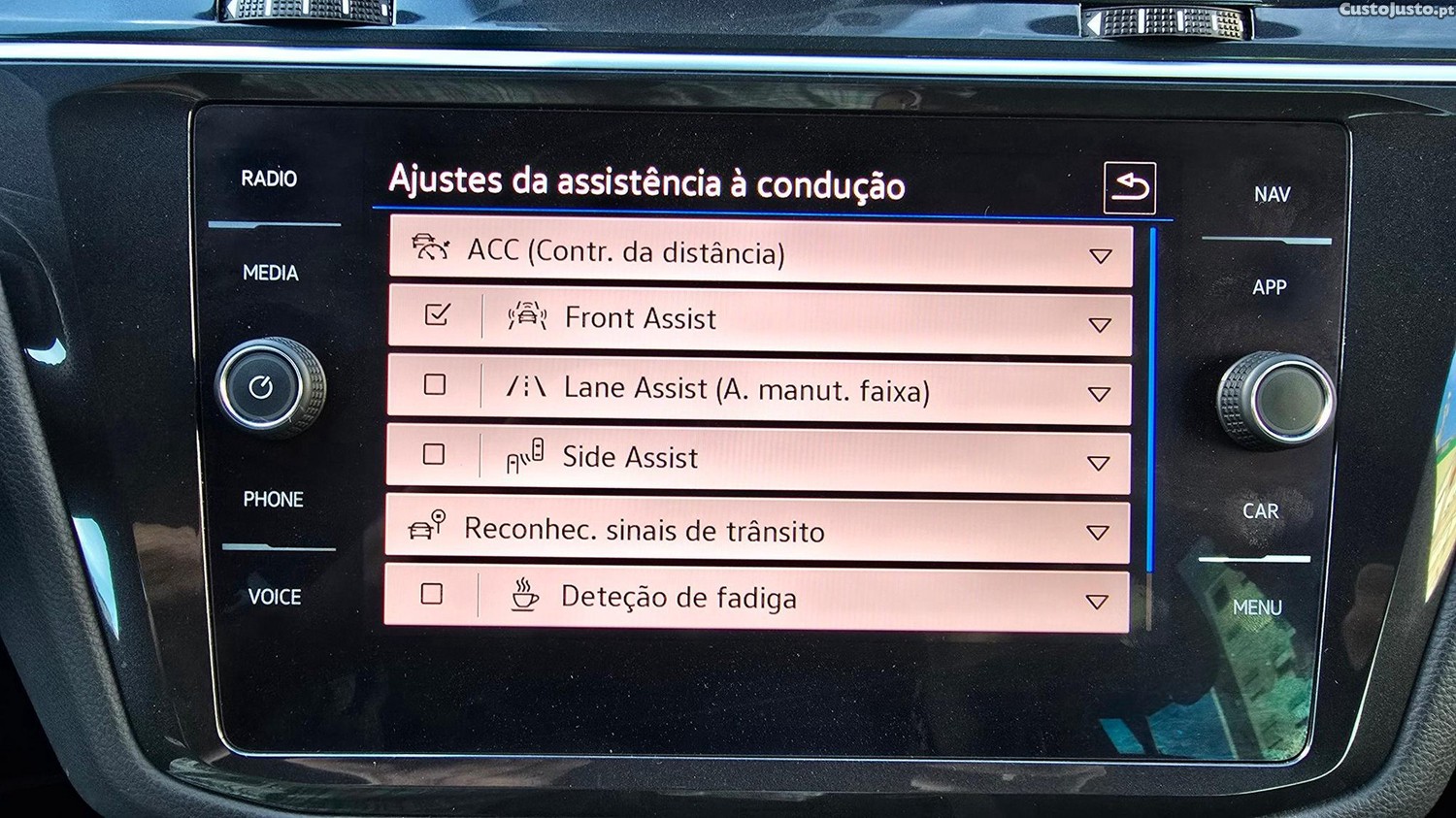 Volkswagen Tiguan 1.4 TSI eHybrid R-Line DSG — fotografia 4