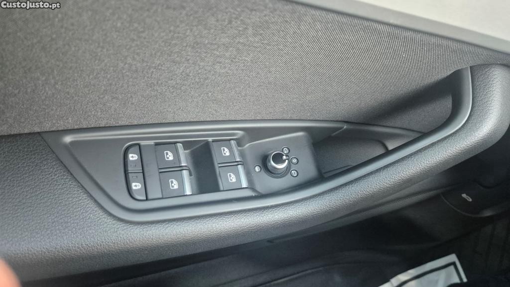Audi A4 35 TDI163cvAut — fotografia 3