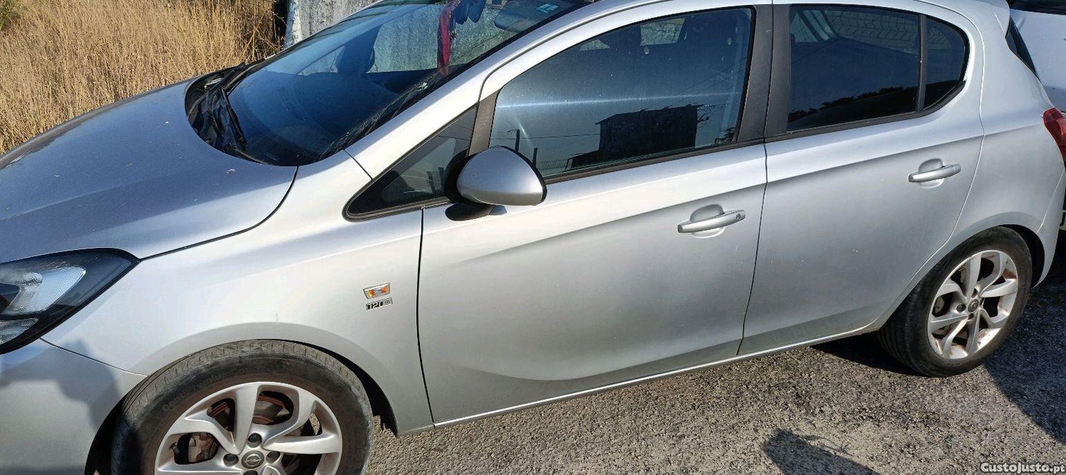 Opel Corsa 1.2 — fotografia 5