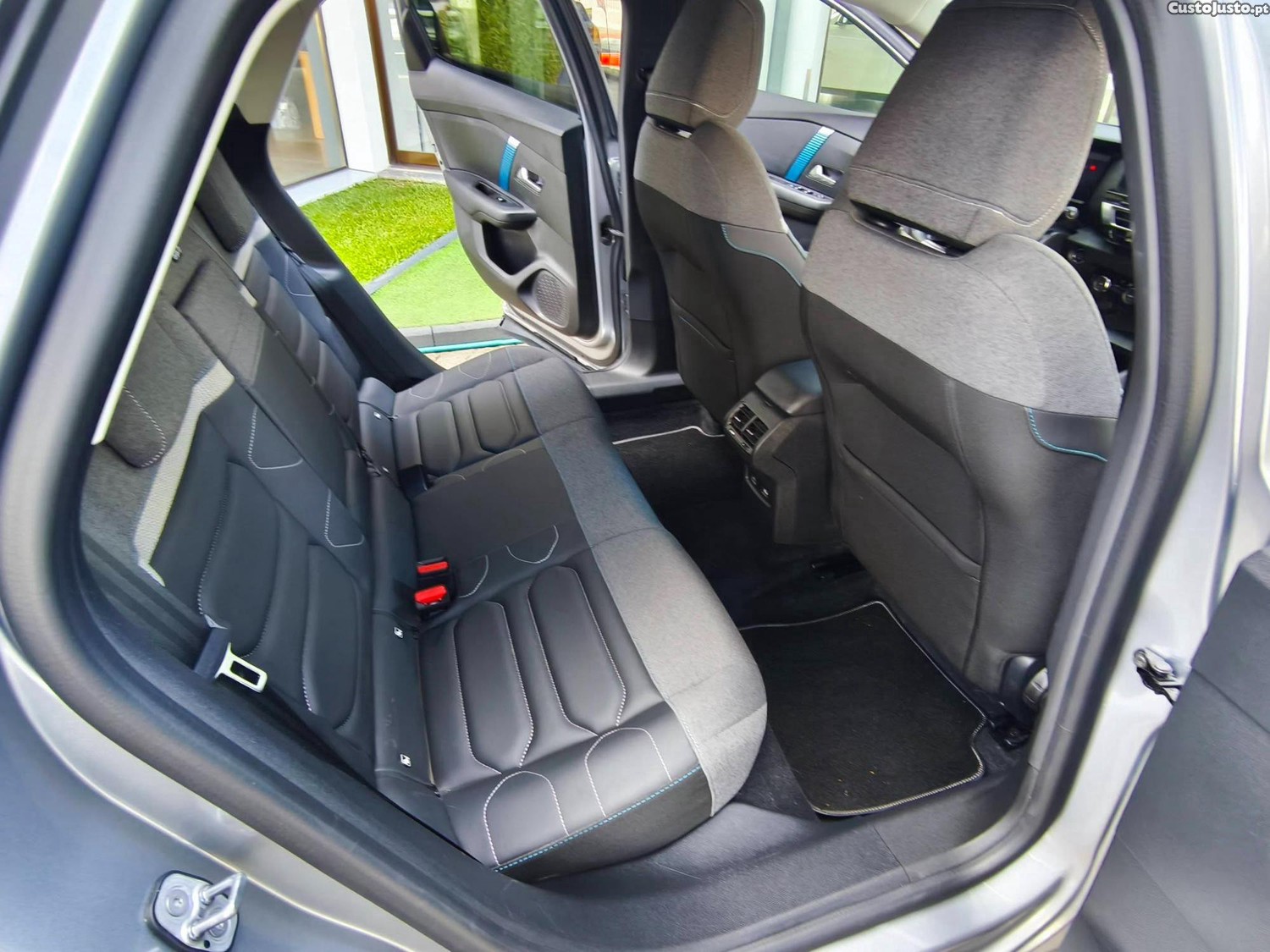 Citroën C4 E SHINE — fotografia 4