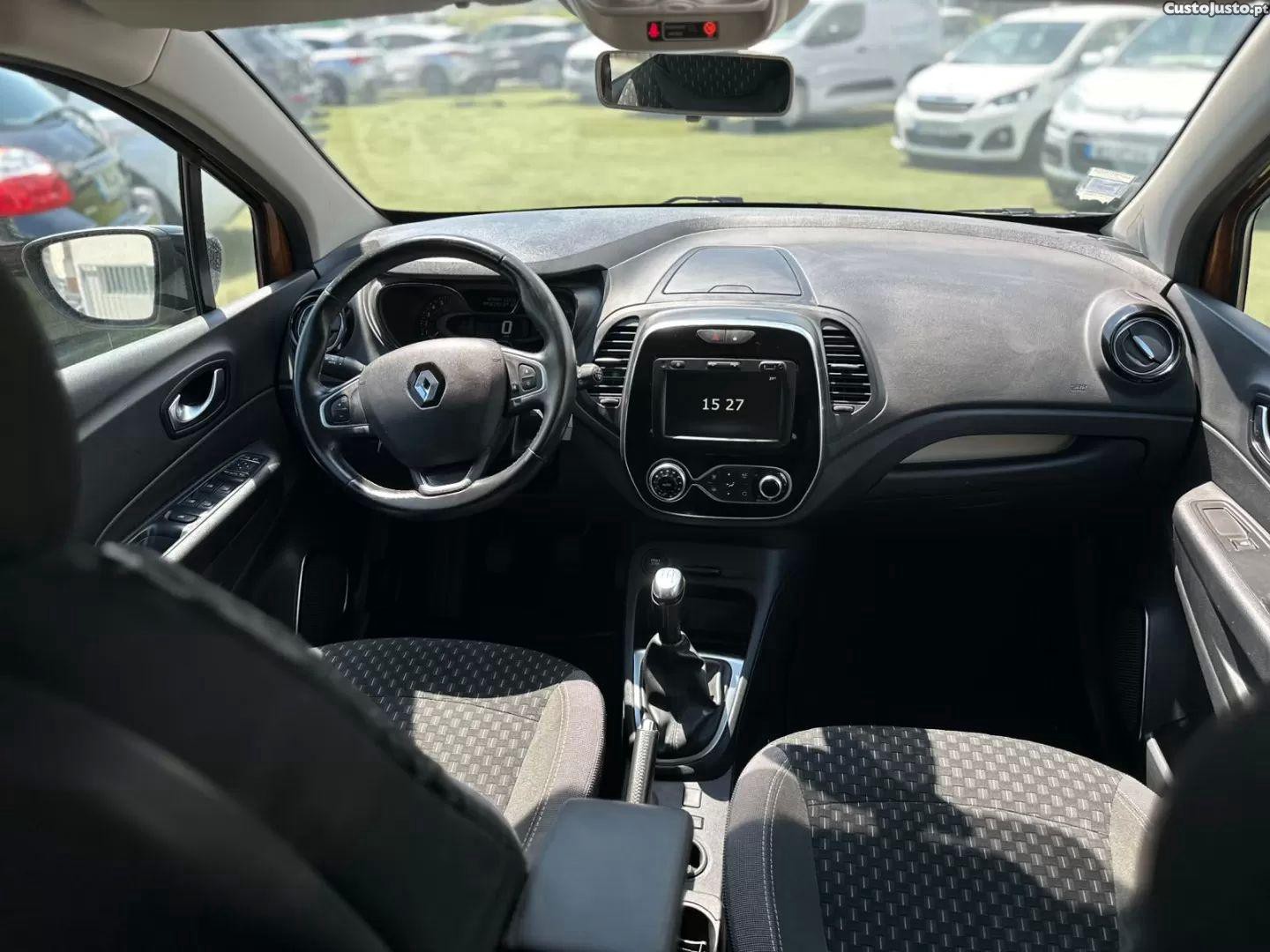 Renault Captur 0.9 tce exclusive — fotografia 5