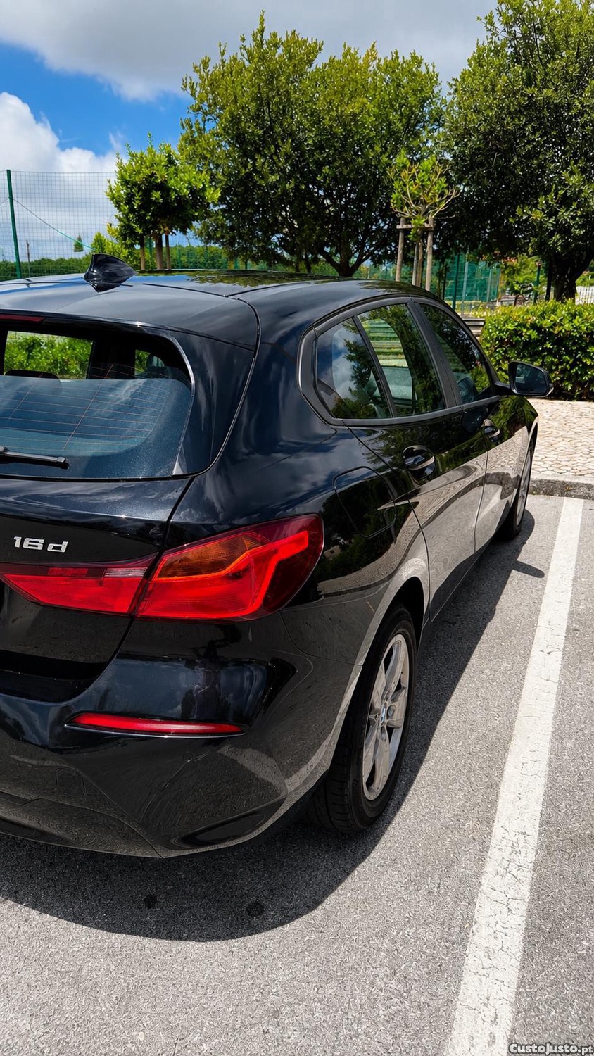 BMW 116 D — fotografia 9