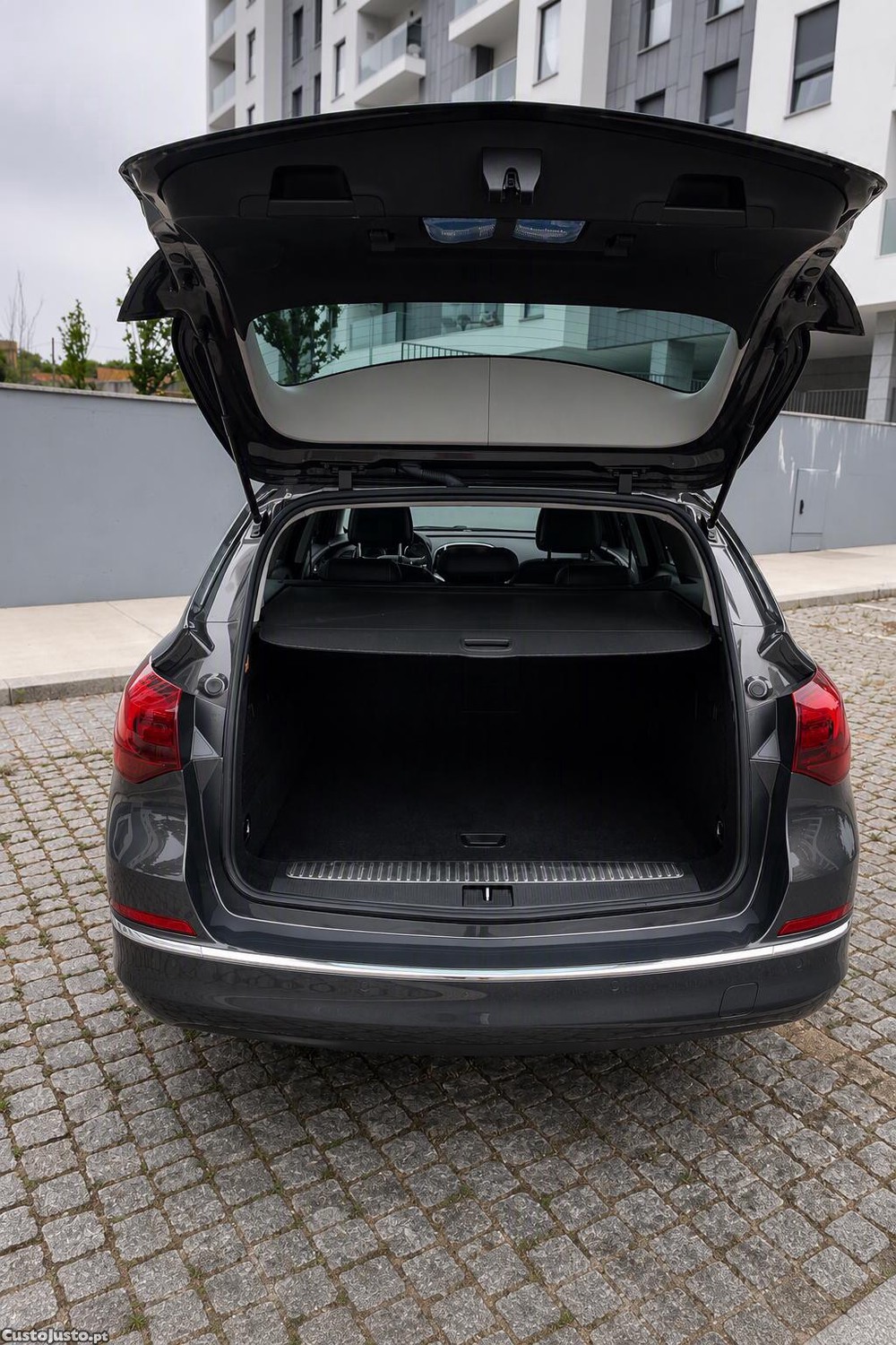 Opel Astra Sports Tourer — fotografia 3