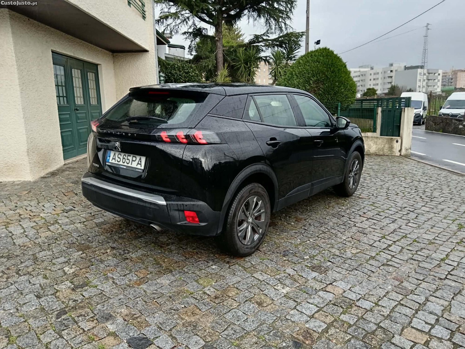 Peugeot 2008 1.5 BlueHdi Active — fotografia 8