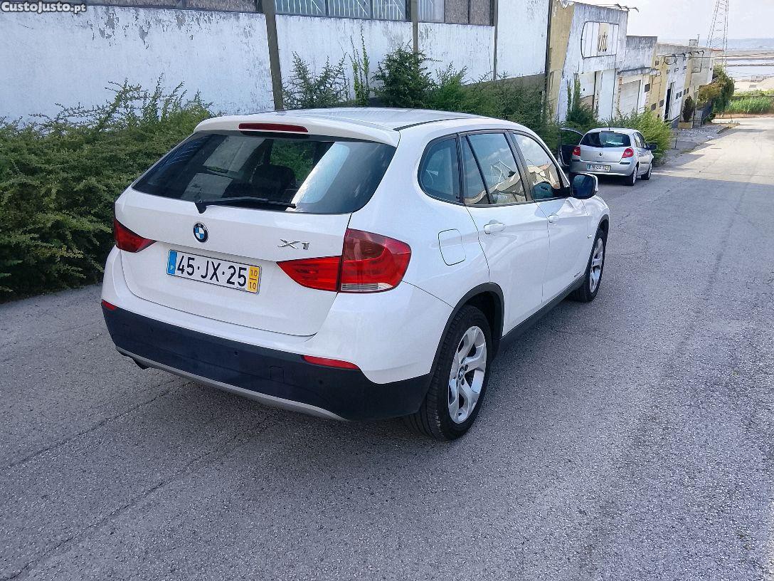 BMW X1 Sdrive18d — fotografia 7