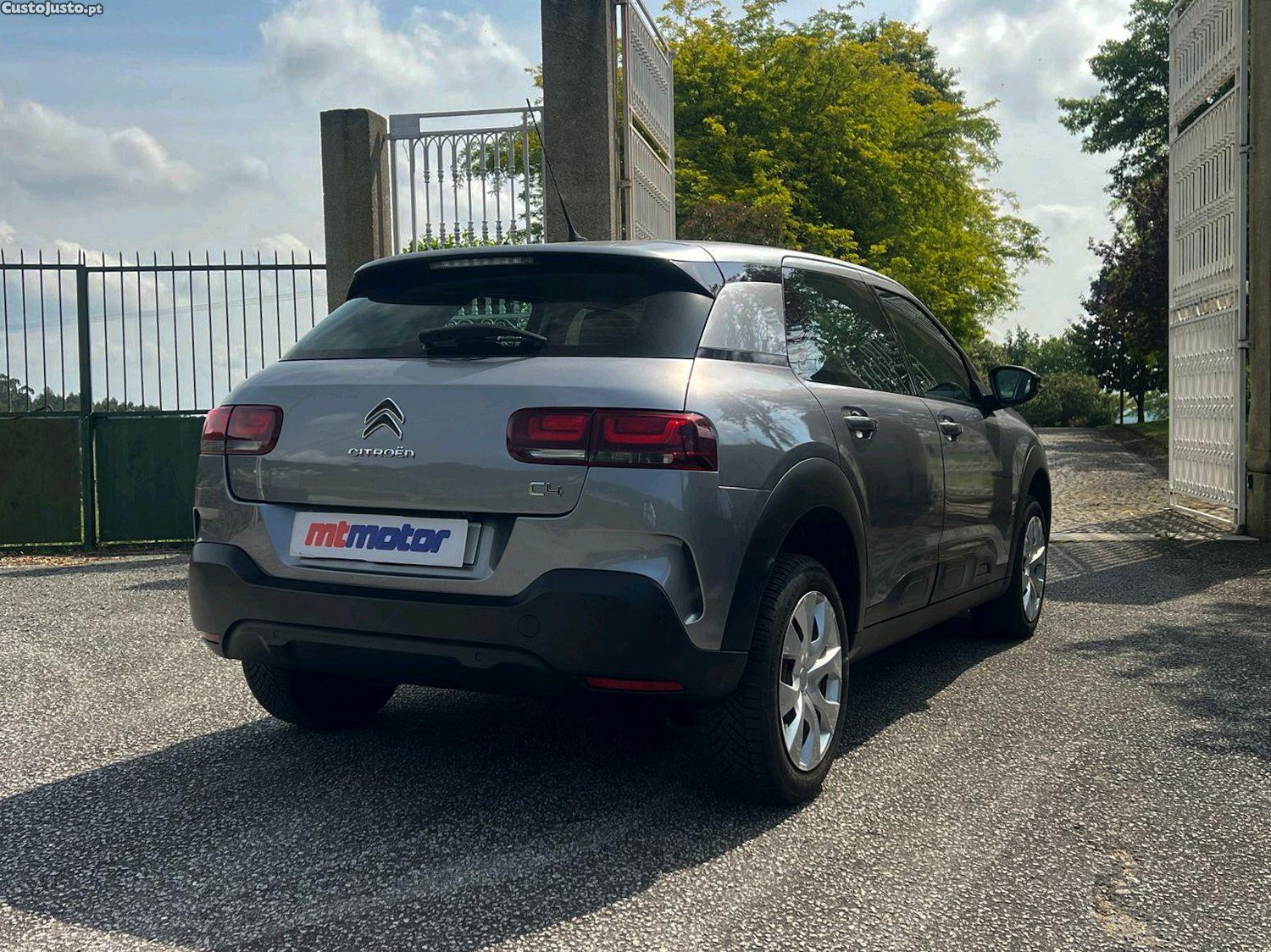 Citroën C4 Cactus 1.6 Shine — fotografia 7