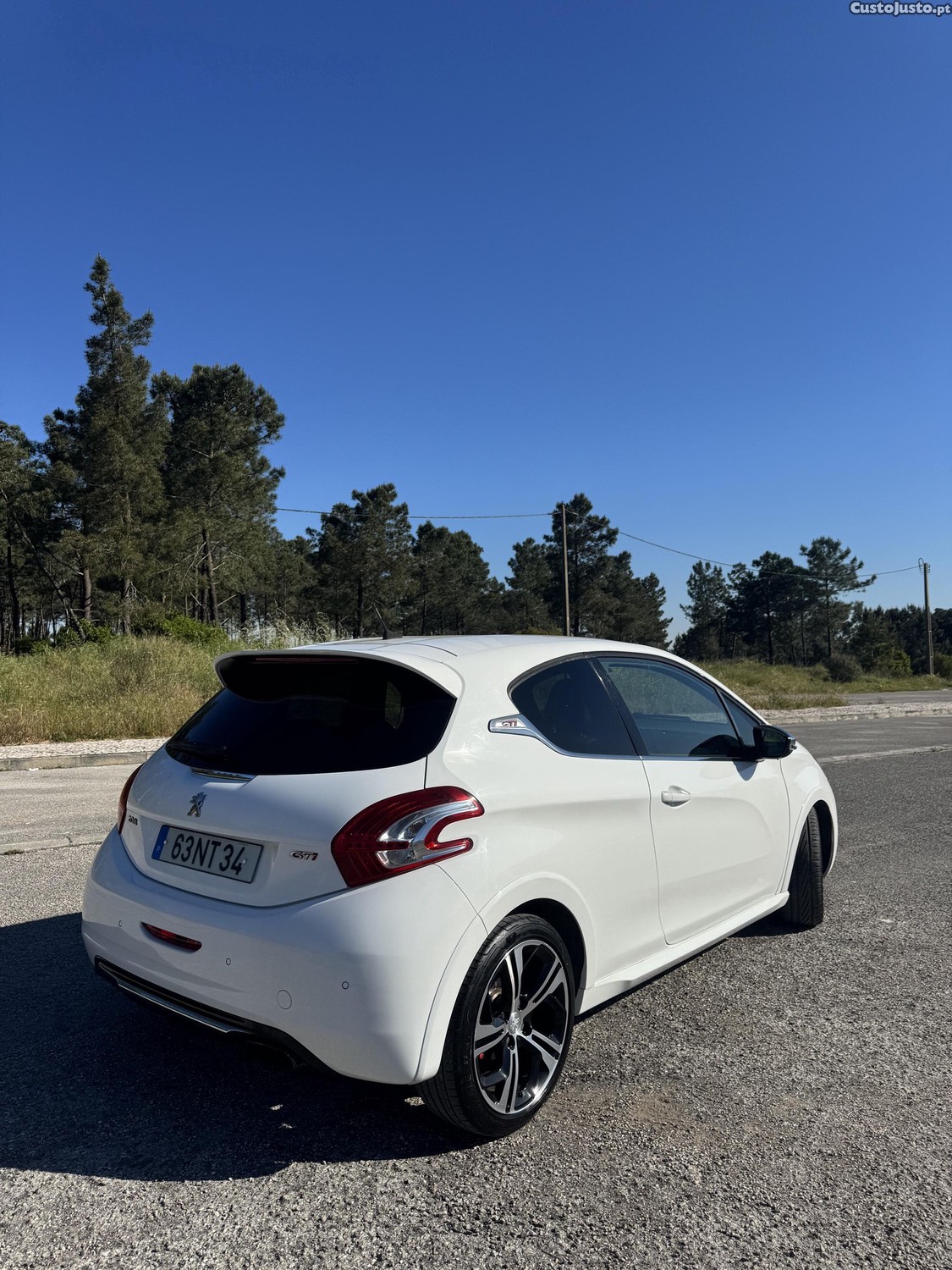 Peugeot 208 GTi 1.6 Thp - 13 foto 4