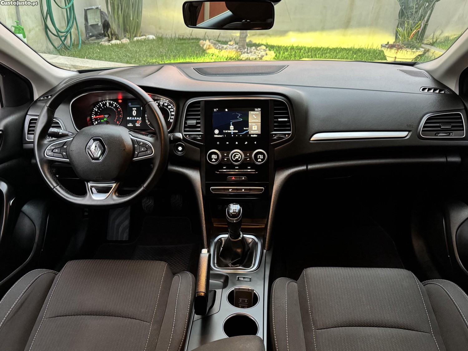 Renault Mégane 1.0 115cv 2021 23,449km — fotografia 6