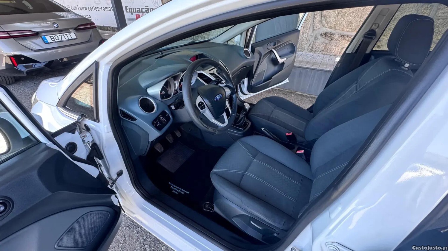 Ford Fiesta 1.4 TDCI Titanium — fotografia 23